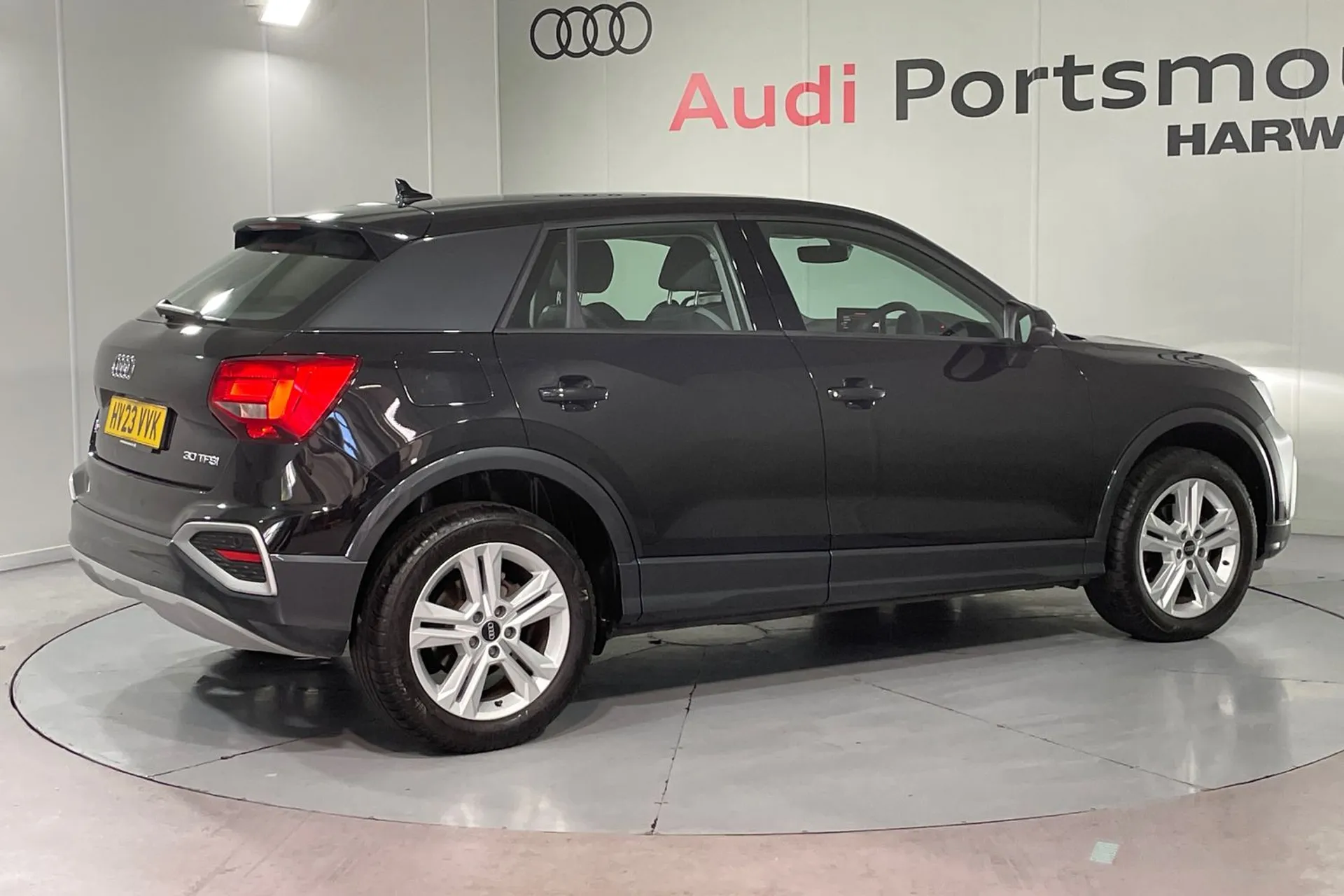 Audi Q2 thumbnail image number 11