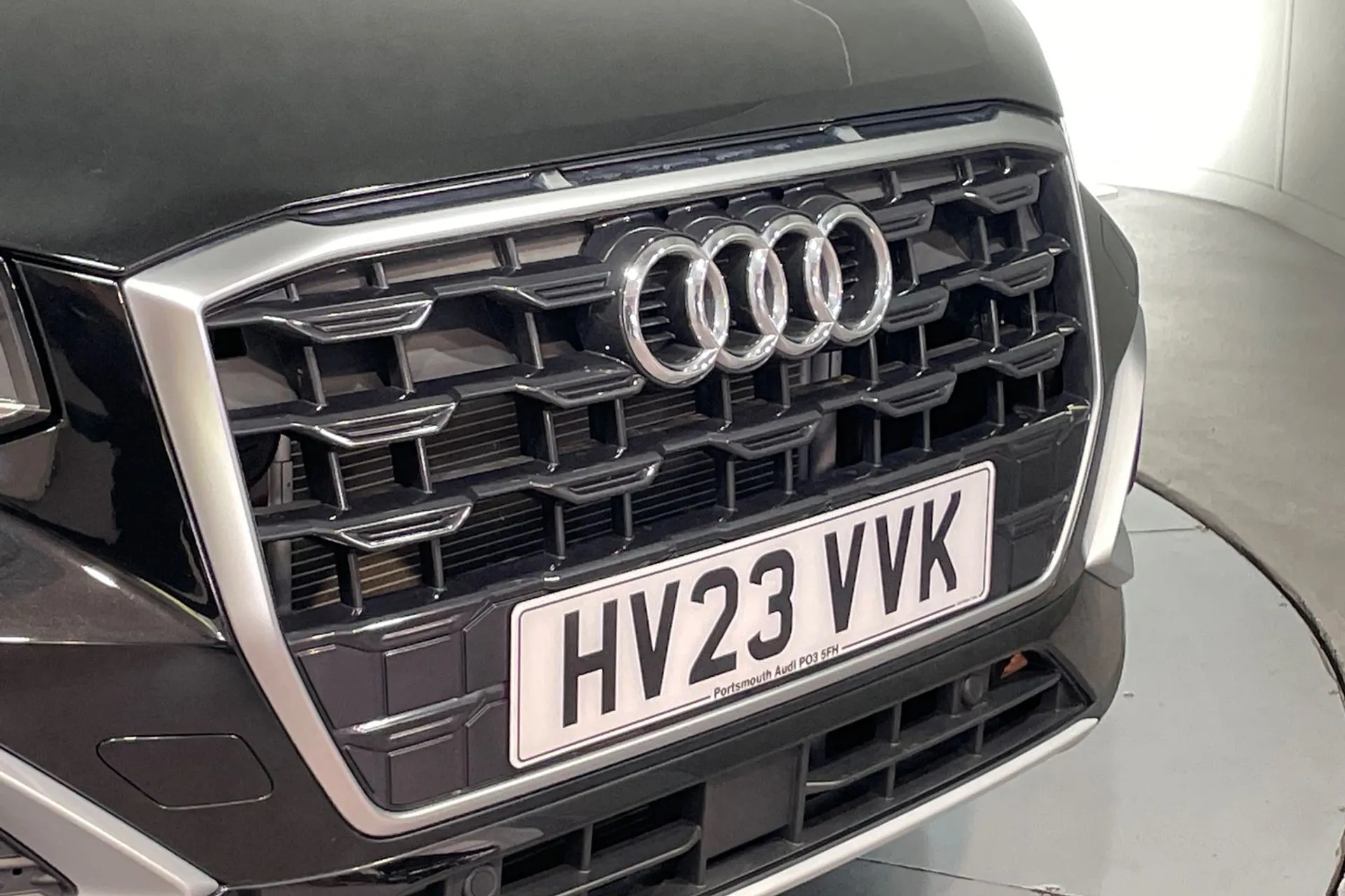 Audi Q2 thumbnail image number 24