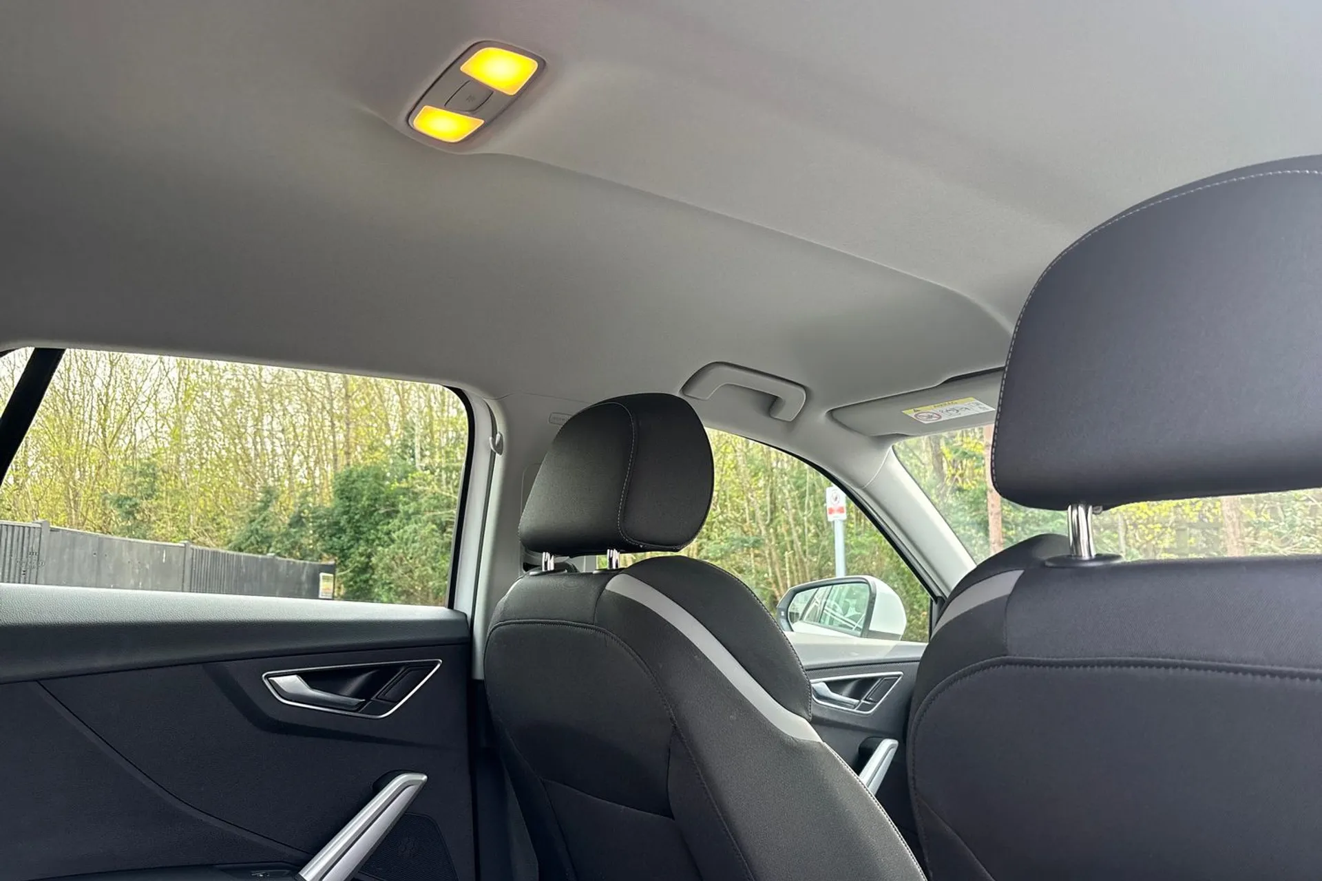 Audi Q2 thumbnail image number 22