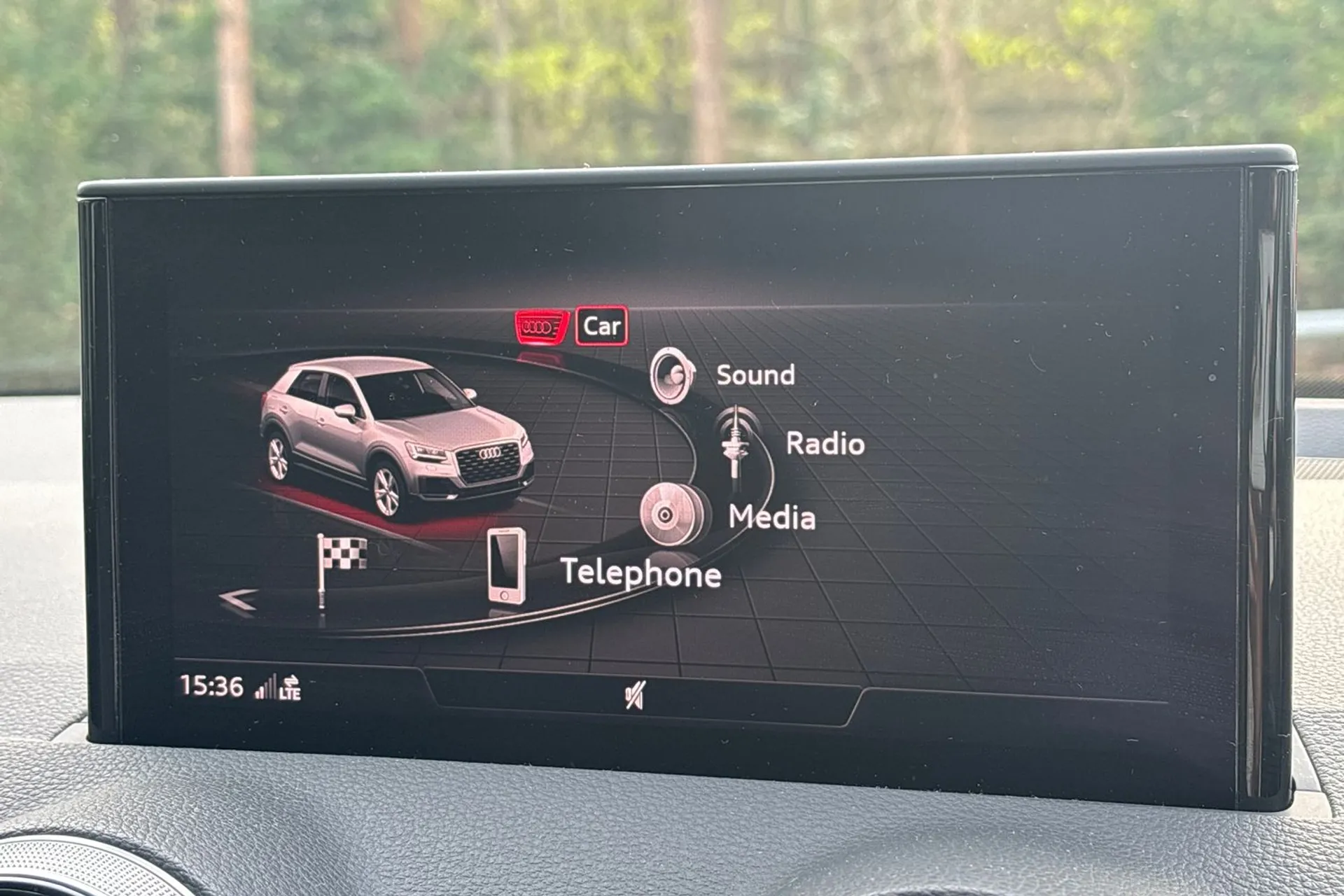 Audi Q2 thumbnail image number 4