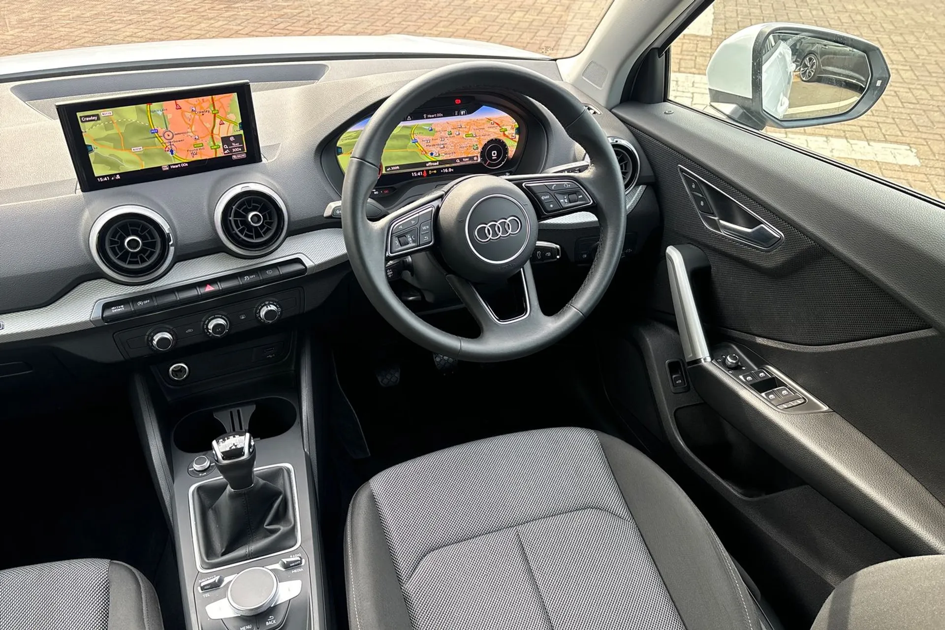 Audi Q2 thumbnail image number 33