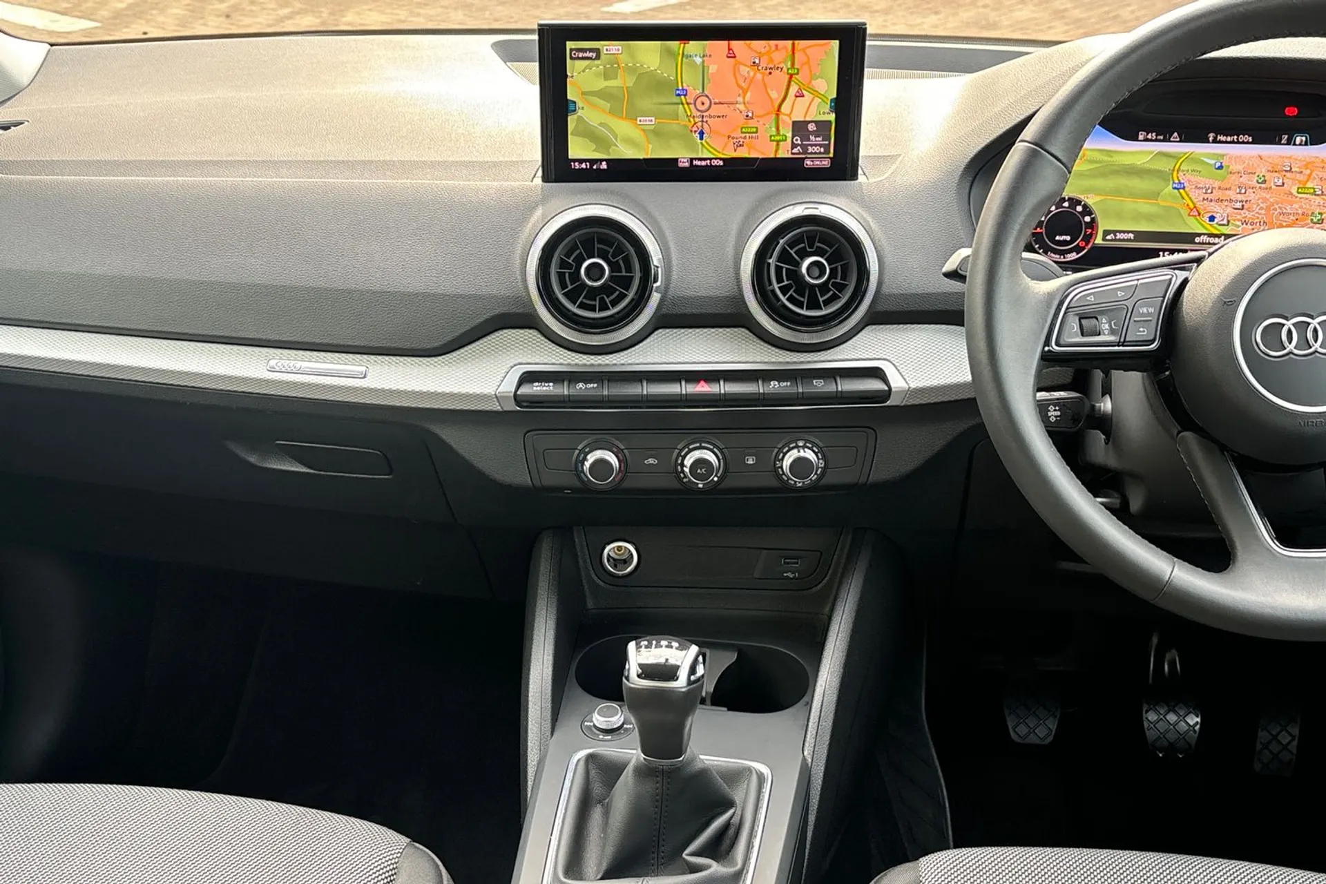 Audi Q2 thumbnail image number 35