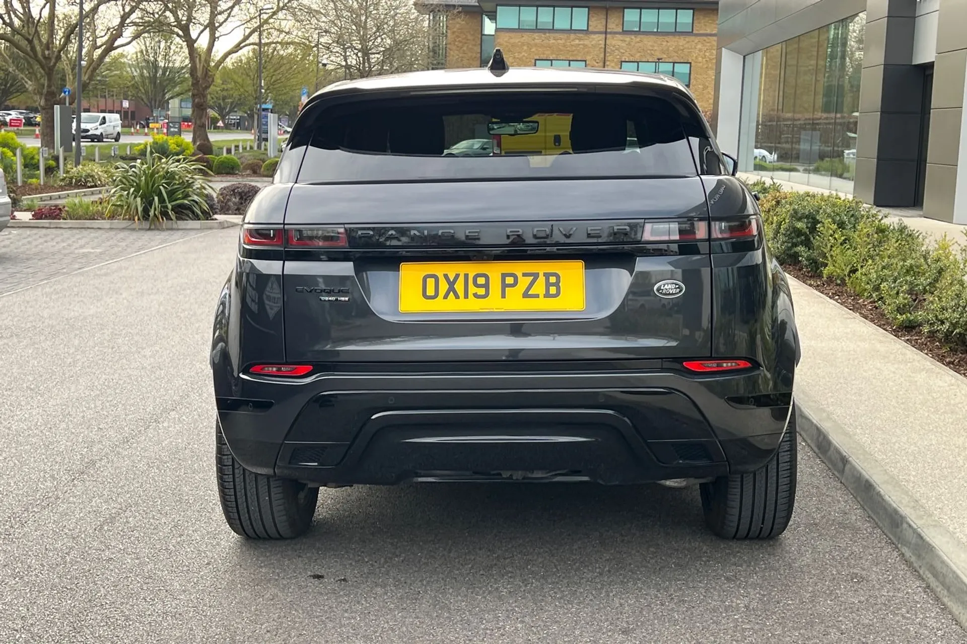 LAND ROVER RANGE ROVER EVOQUE thumbnail image number 12