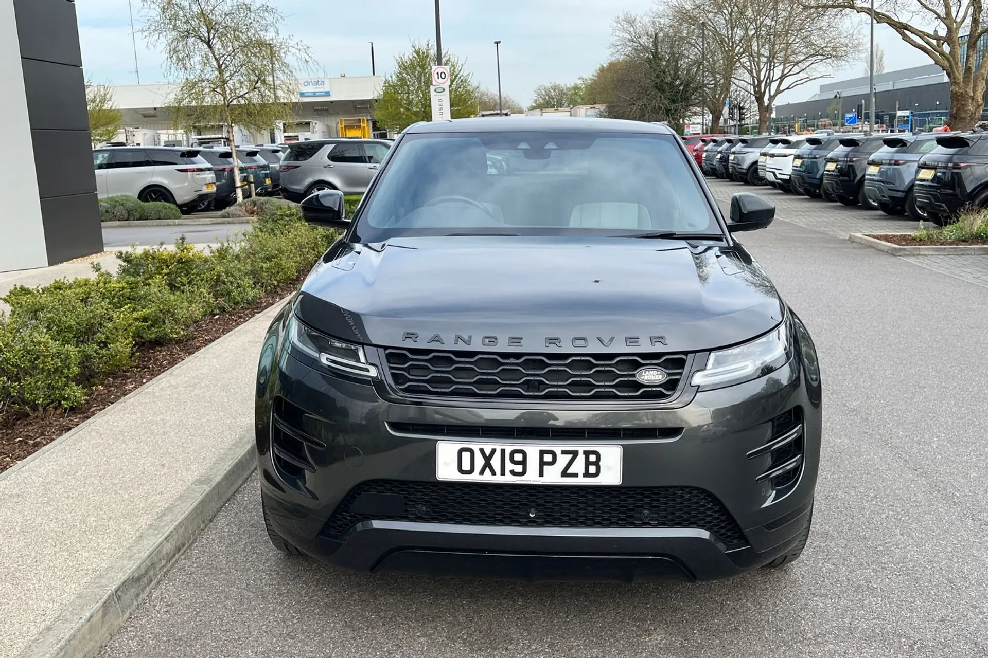 LAND ROVER RANGE ROVER EVOQUE thumbnail image number 17