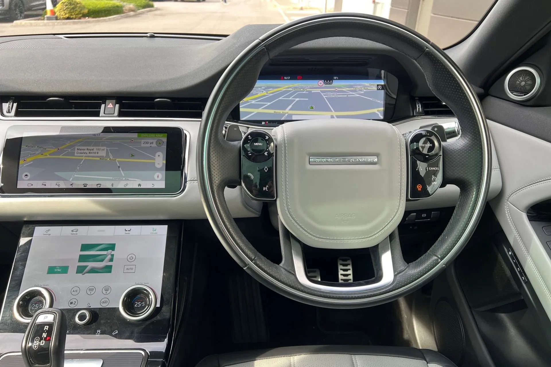 LAND ROVER RANGE ROVER EVOQUE thumbnail image number 29