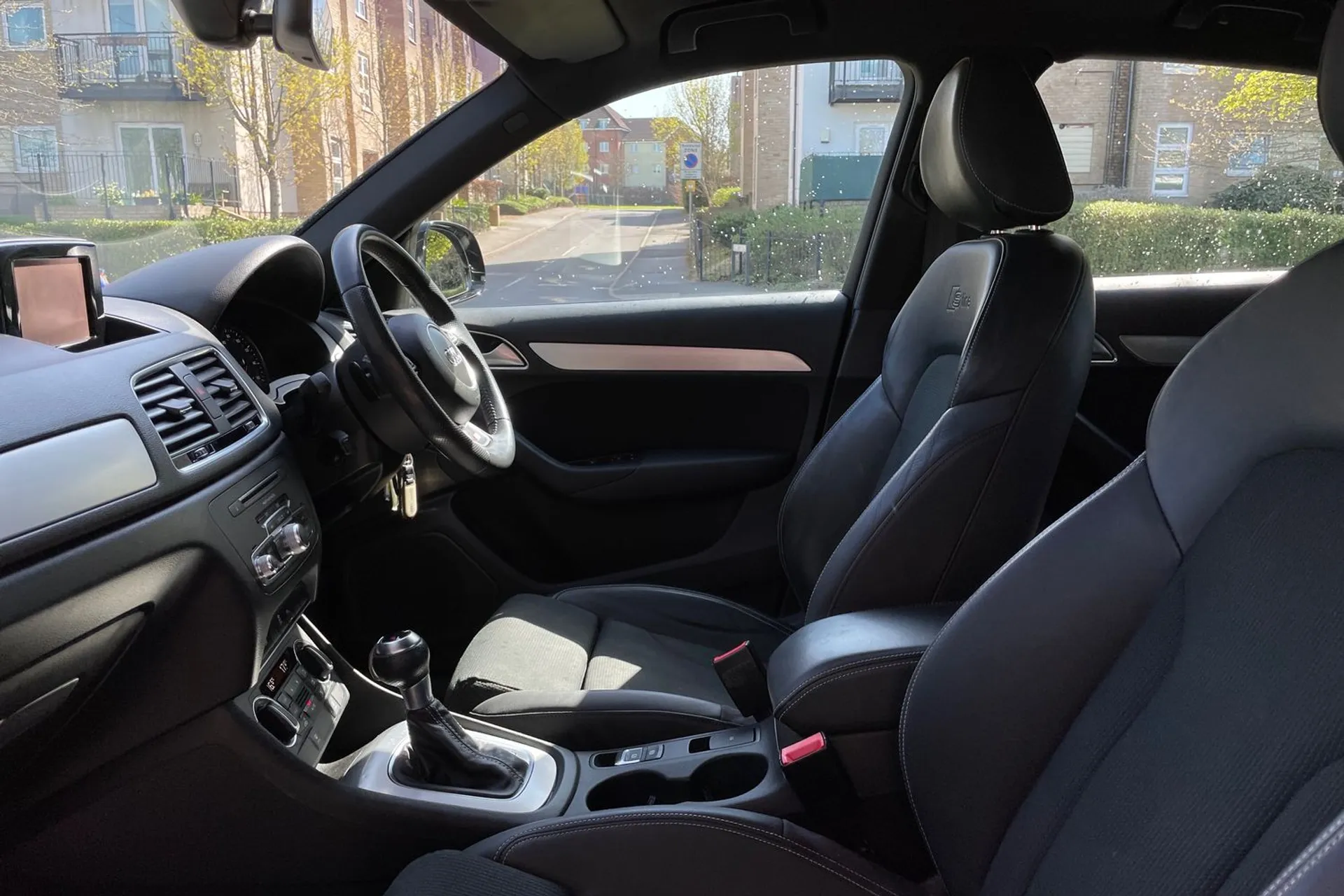 Audi Q3 thumbnail image number 27