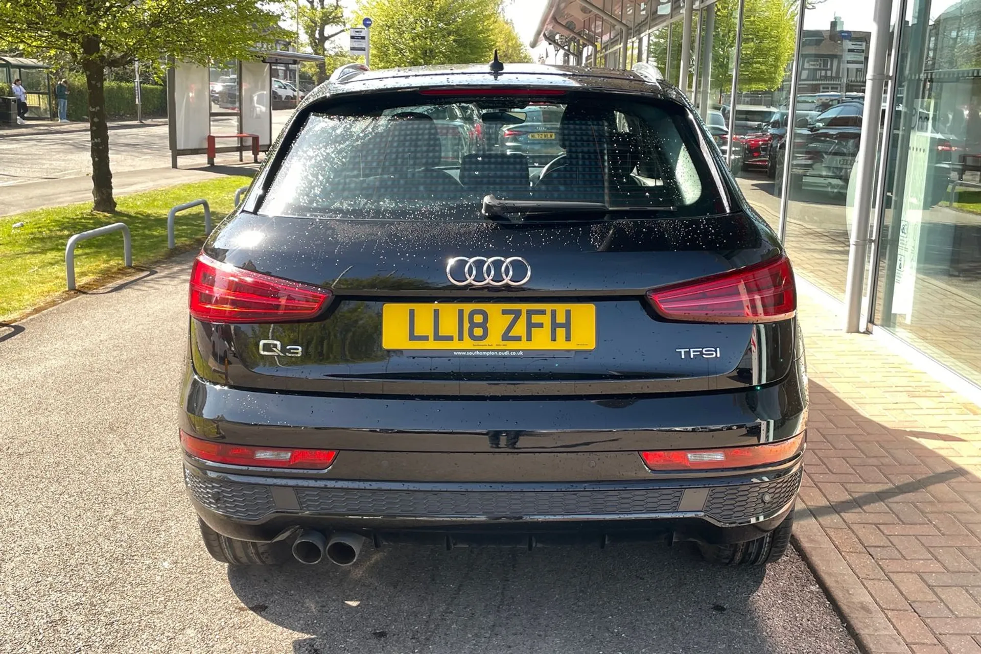 Audi Q3 thumbnail image number 6