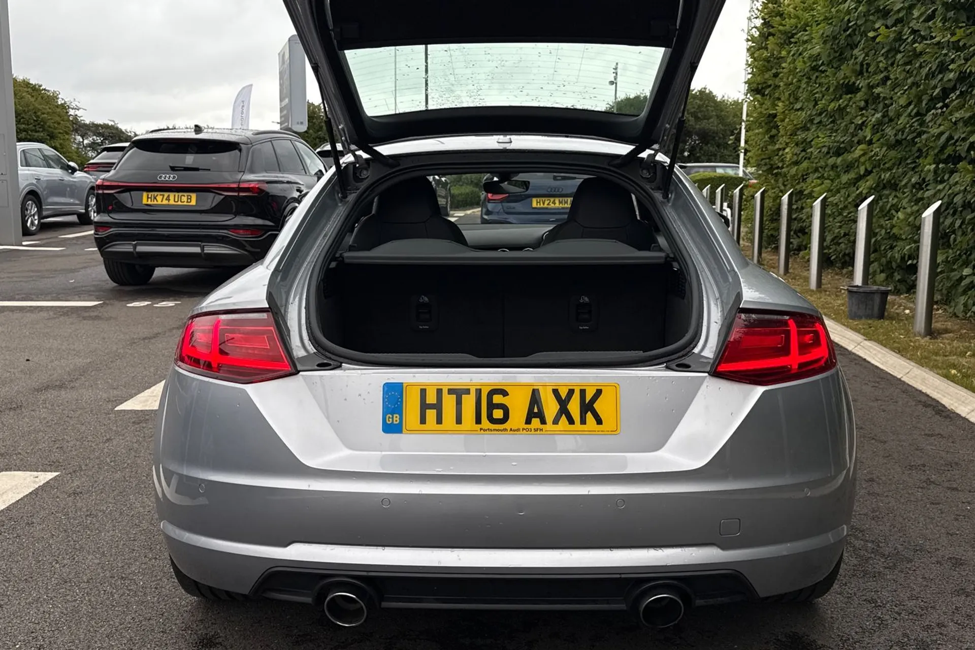 Audi TT thumbnail image number 18