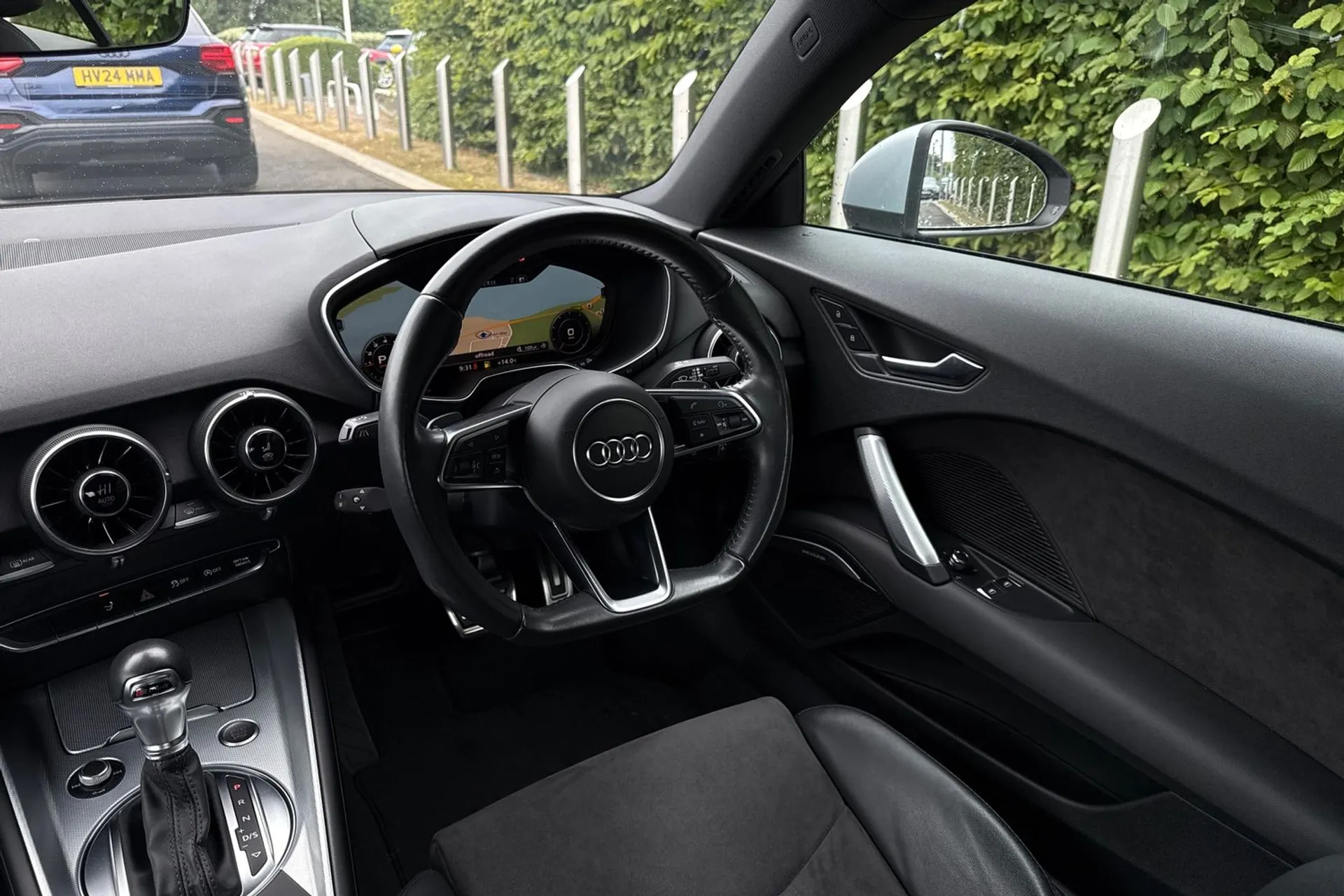 Audi TT thumbnail image number 34