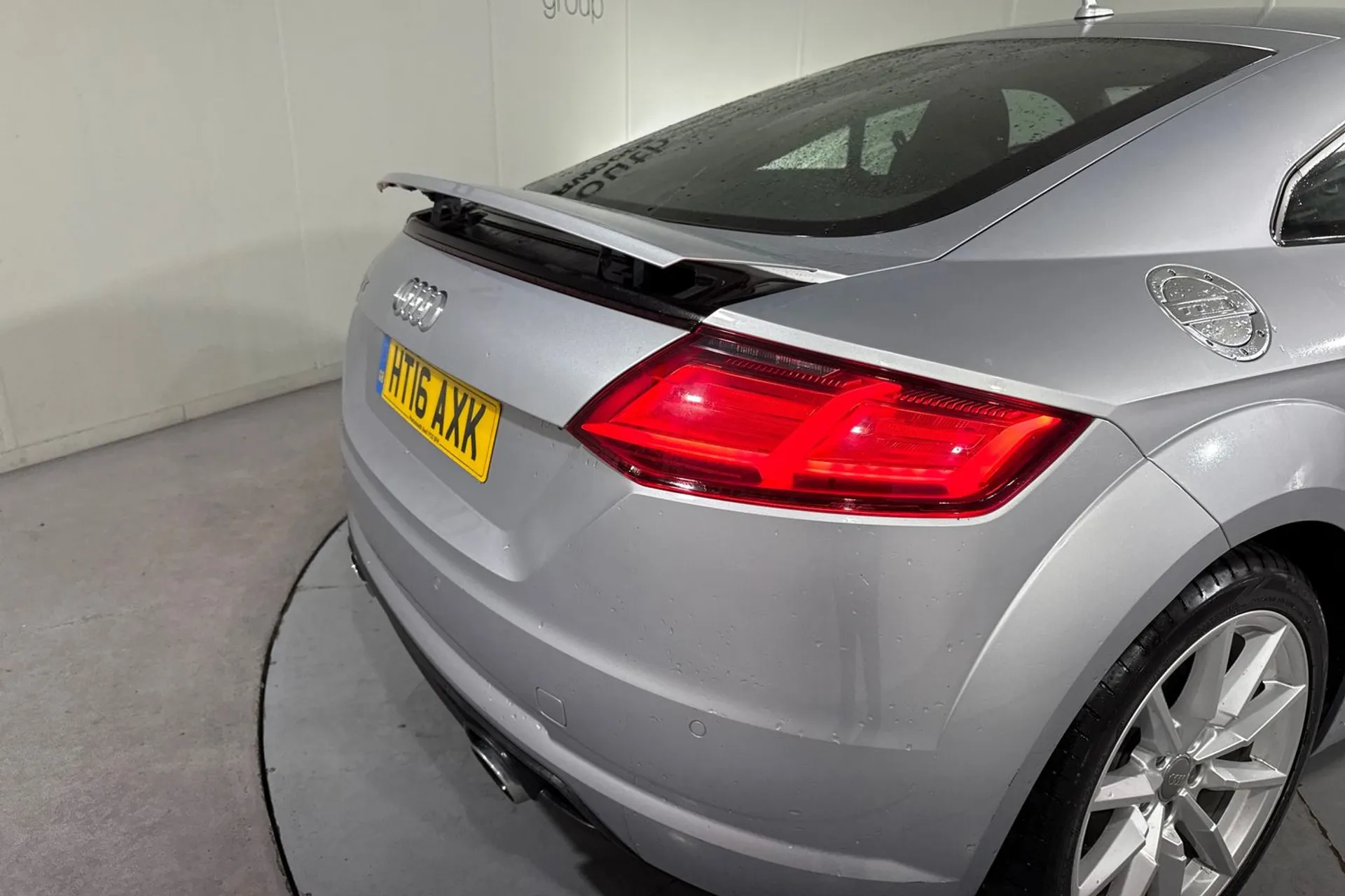 Audi TT thumbnail image number 17