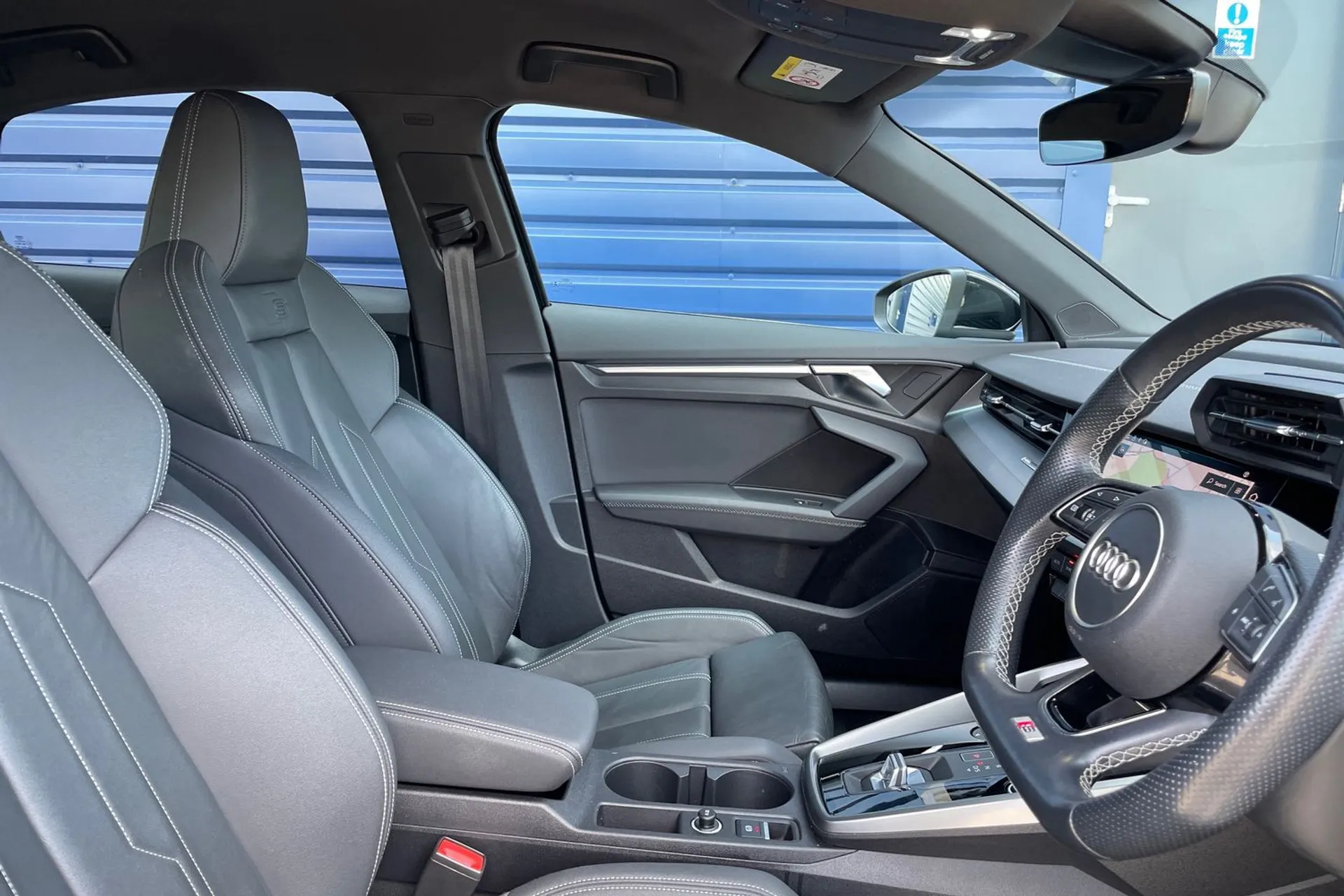 Audi A3 thumbnail image number 25