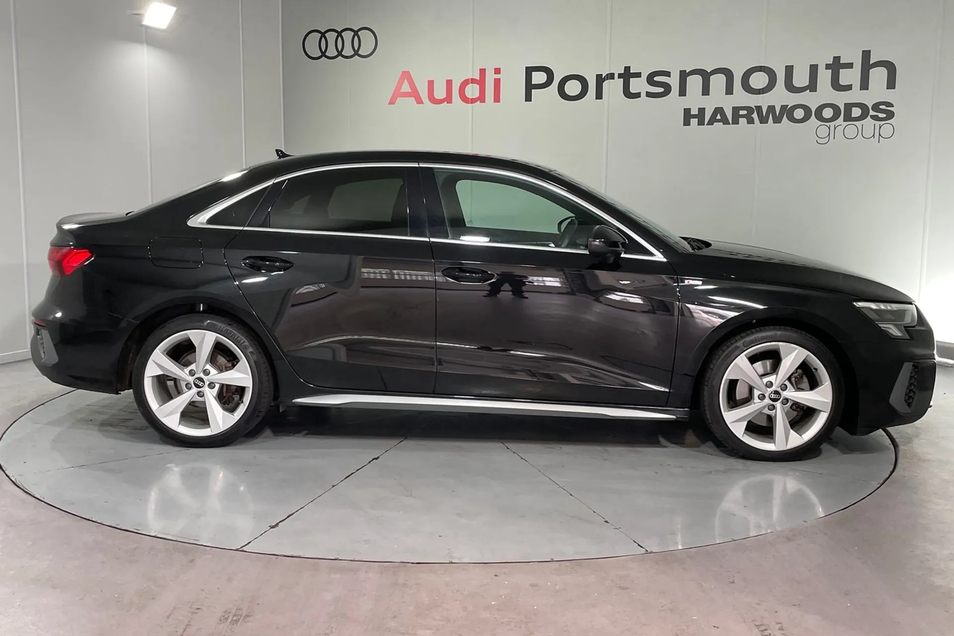 Audi A3 thumbnail image number 2