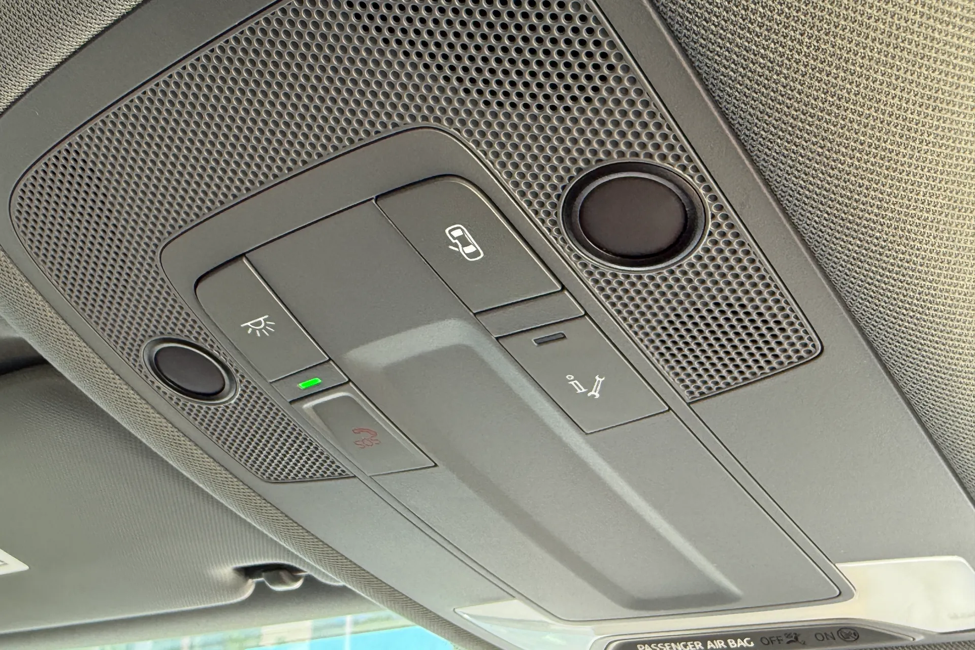 Audi A3 thumbnail image number 42