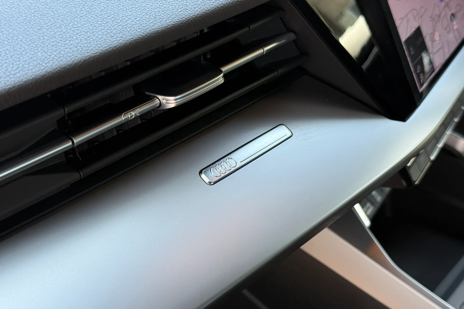 Audi A3 thumbnail image number 27