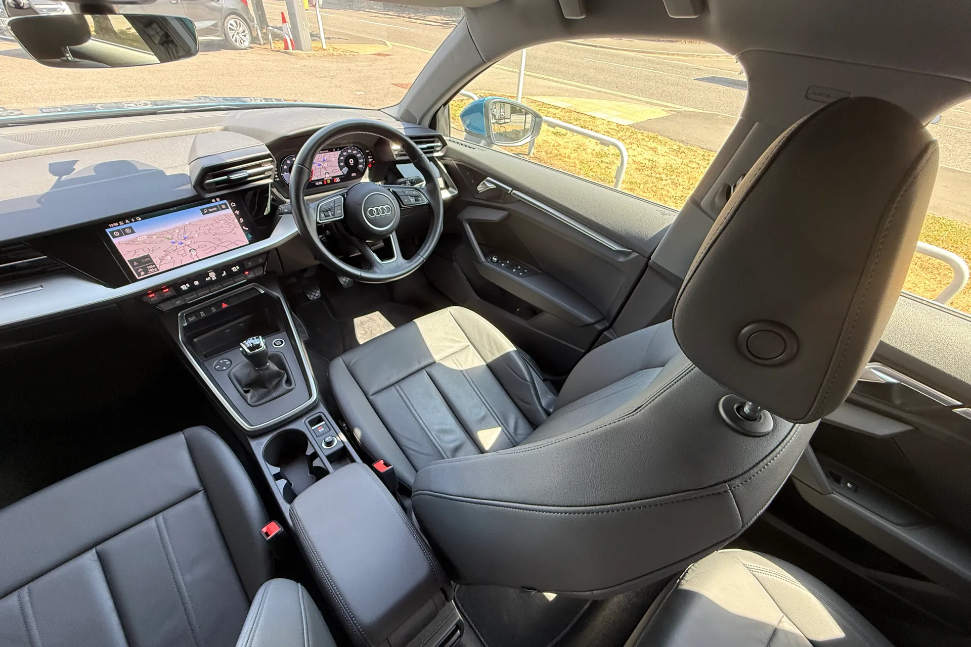 Audi A3 thumbnail image number 31
