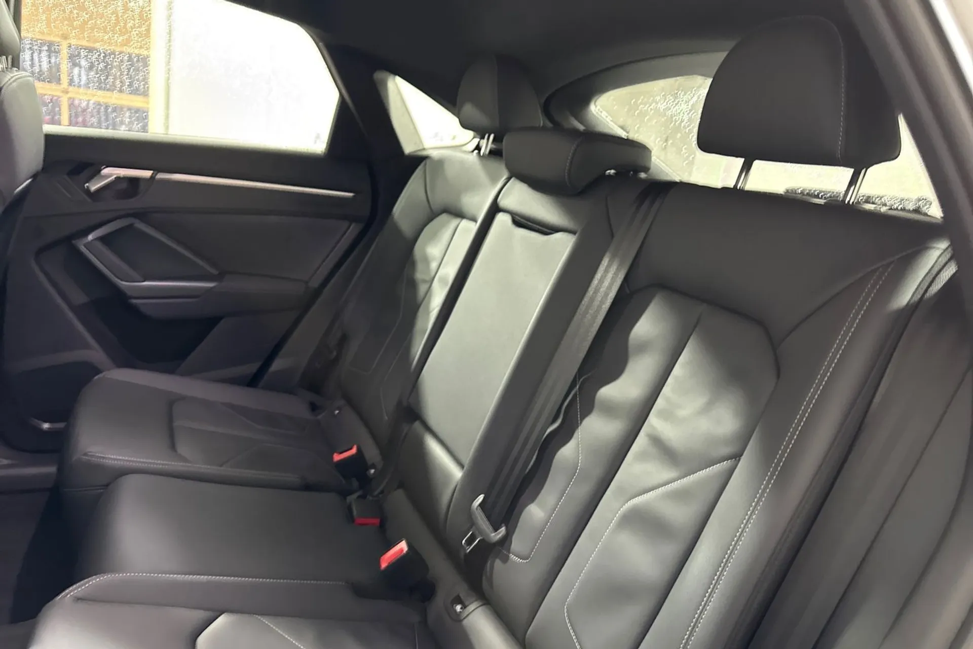 Audi Q3 thumbnail image number 45