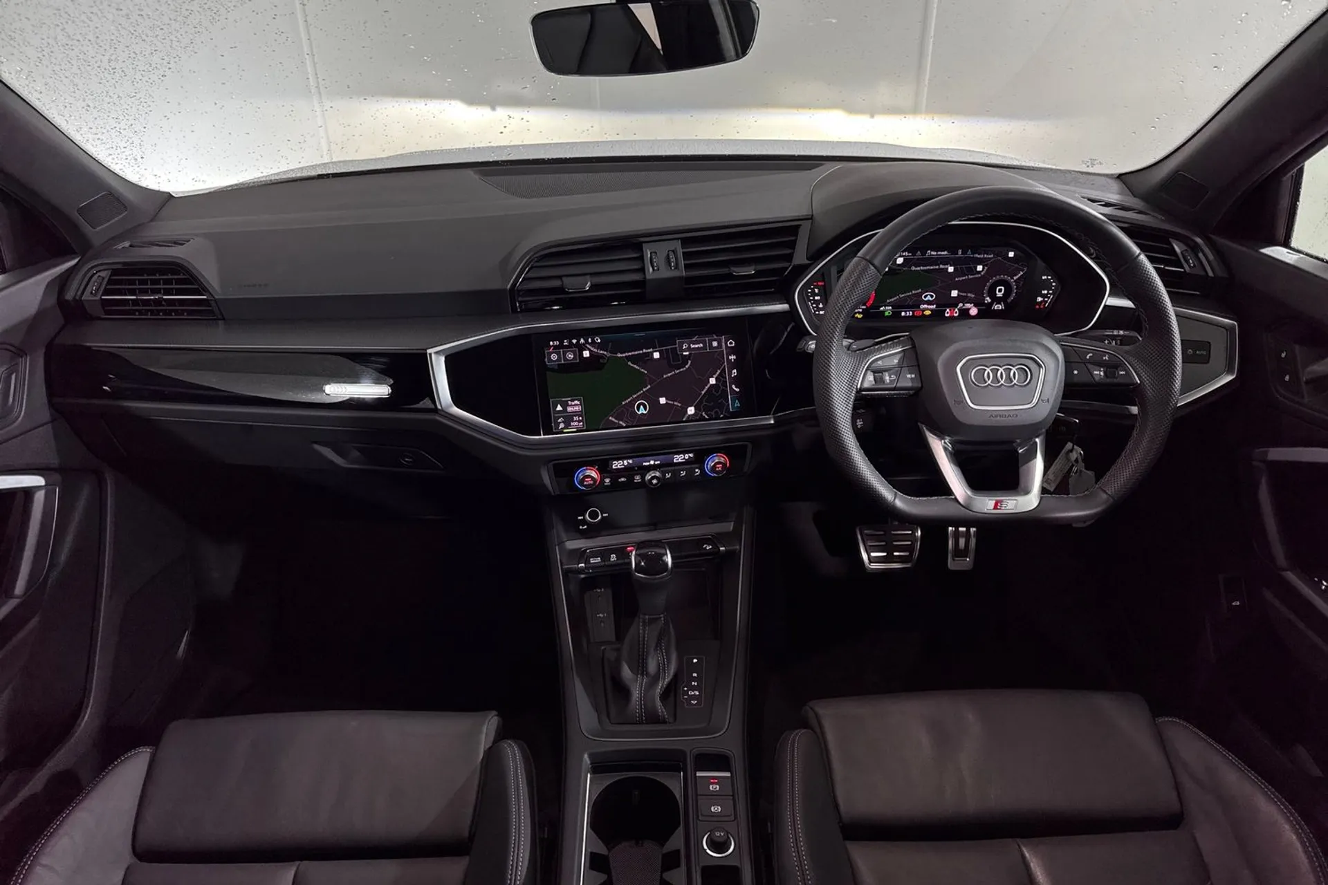 Audi Q3 thumbnail image number 3