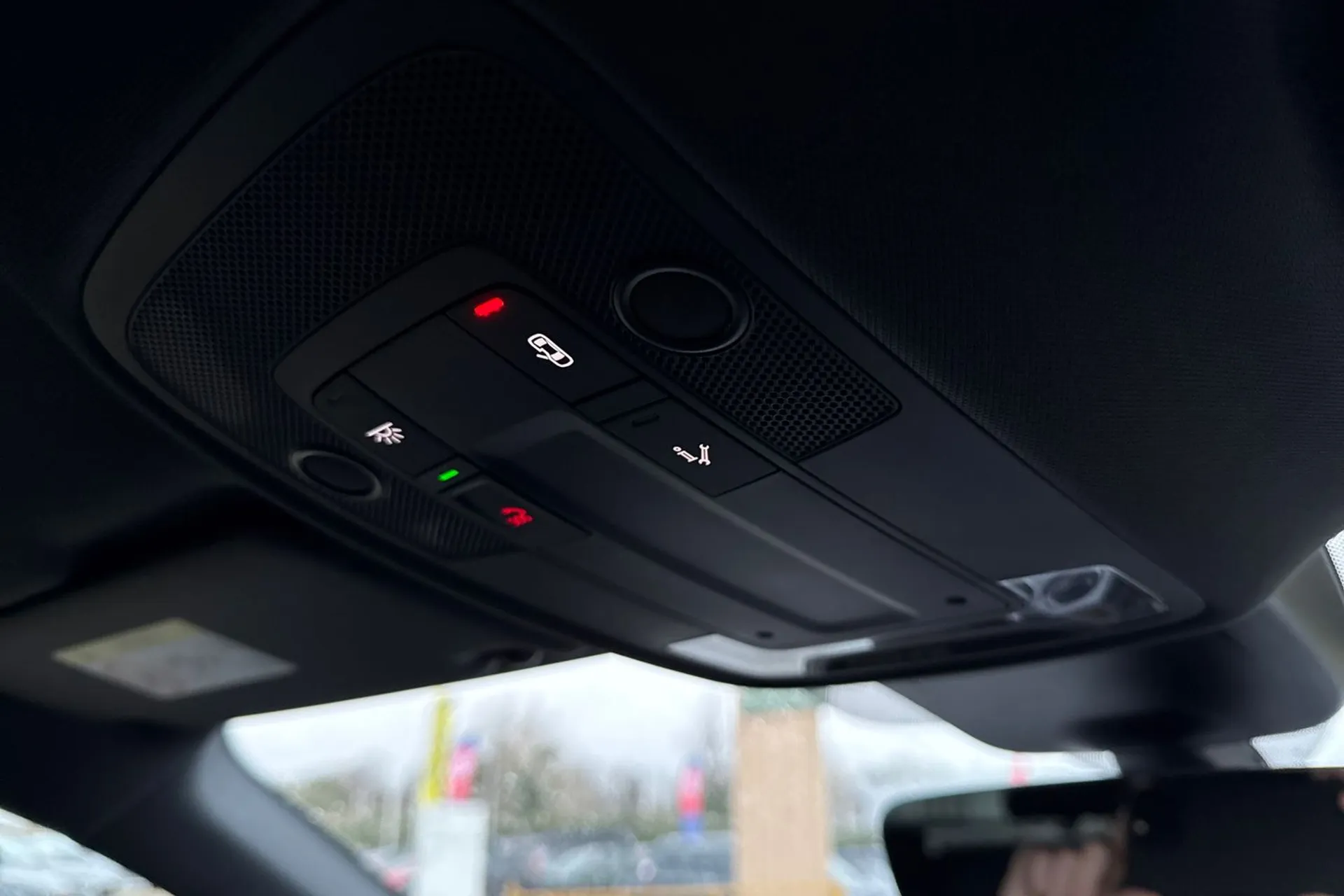 Audi Q3 thumbnail image number 50