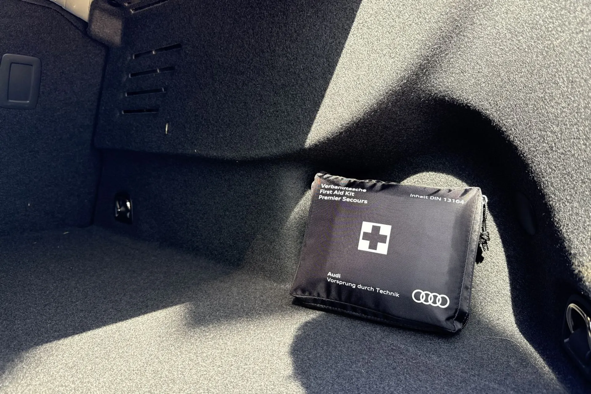 Audi RS3 thumbnail image number 19