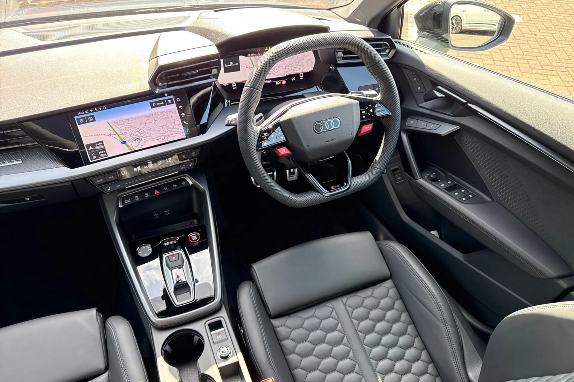 Audi RS3 thumbnail image number 33