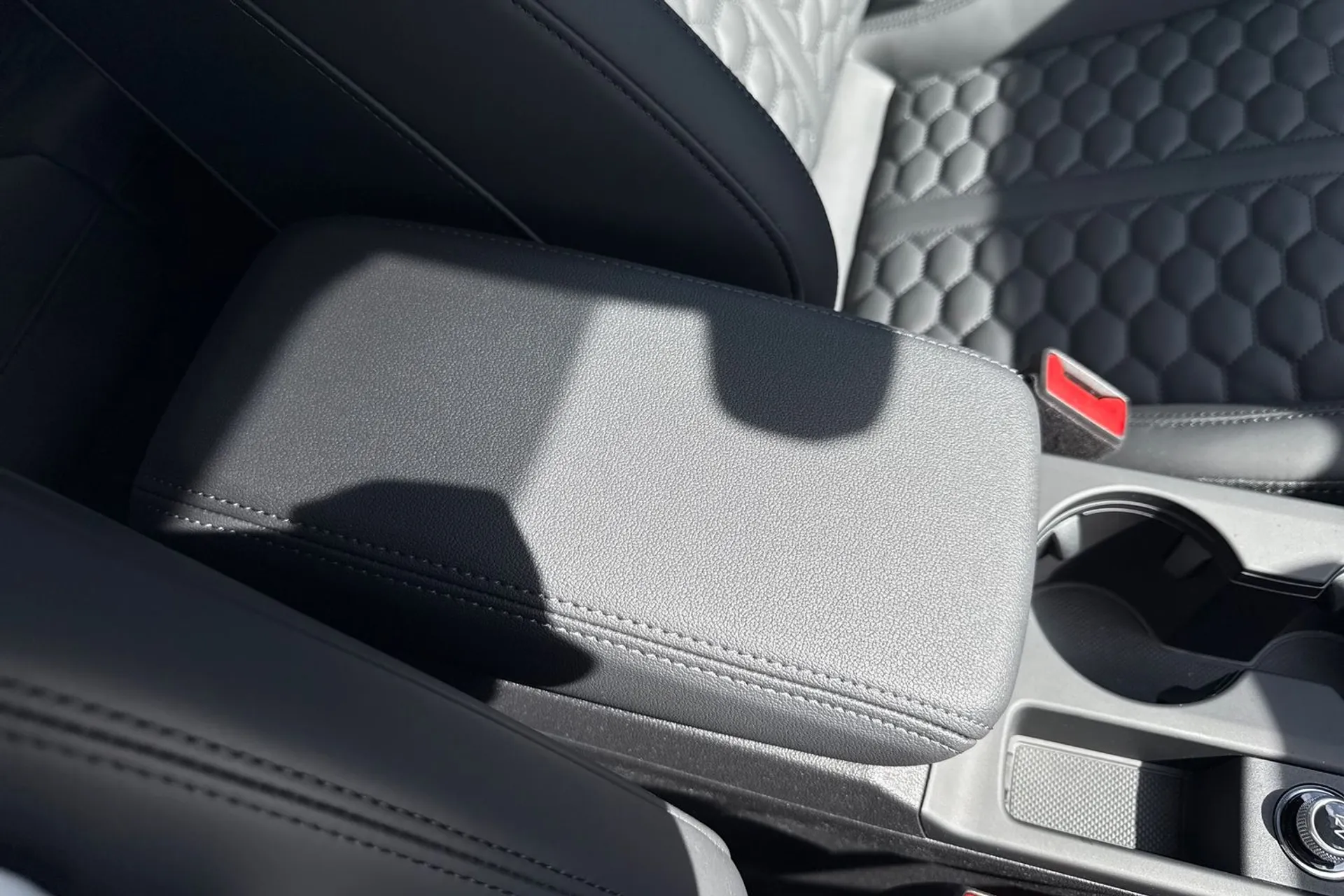 Audi RS3 thumbnail image number 40