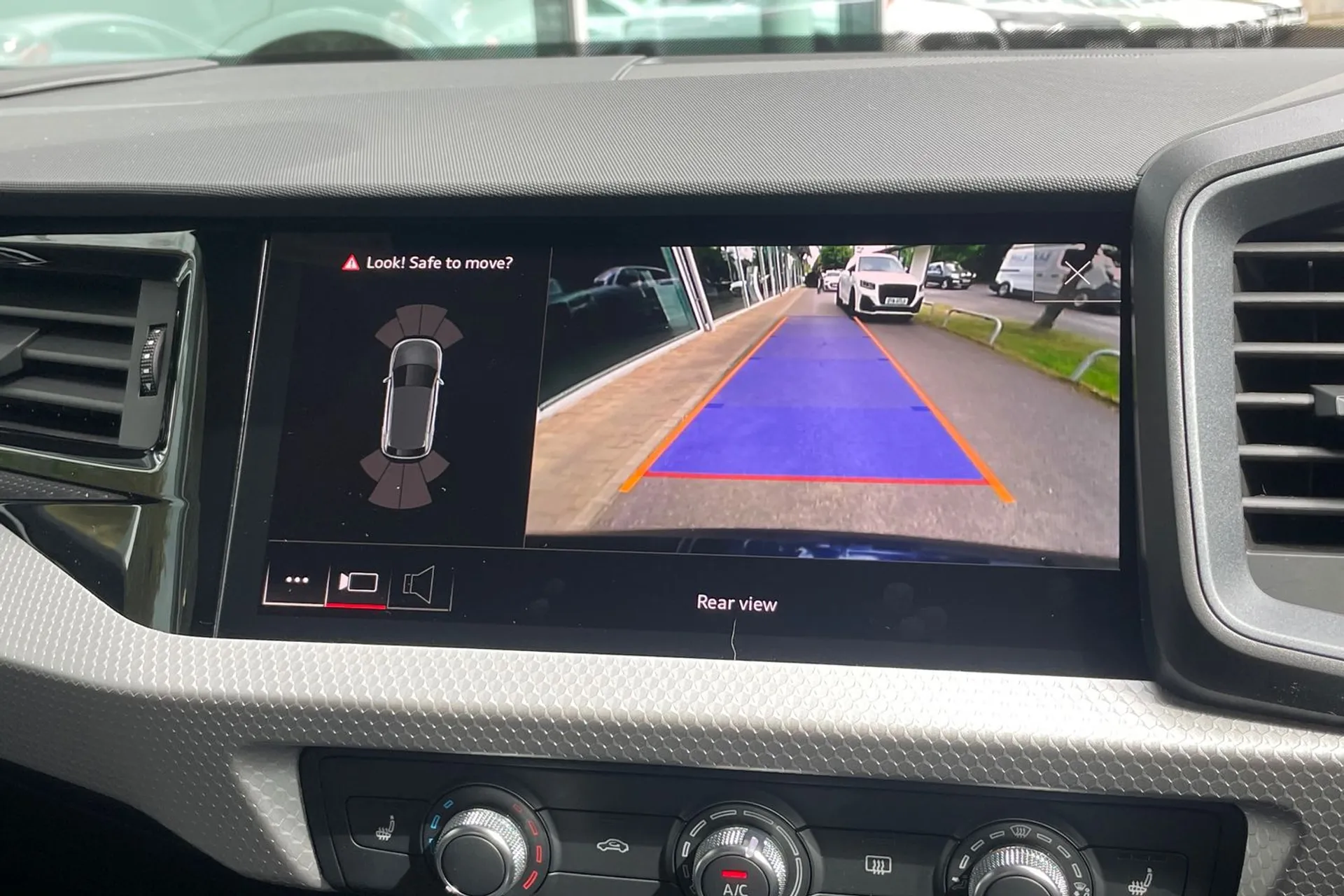 Audi A1 thumbnail image number 3