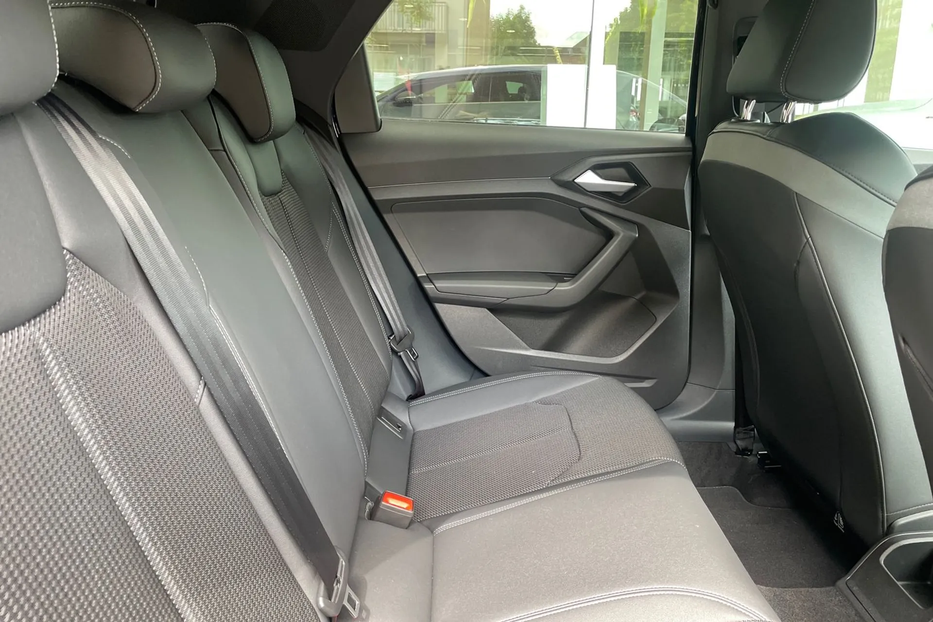 Audi A1 thumbnail image number 21