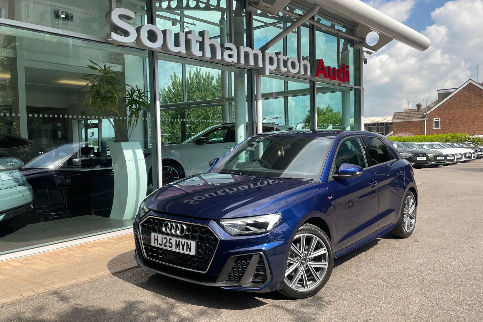 Audi A1 thumbnail image number 12