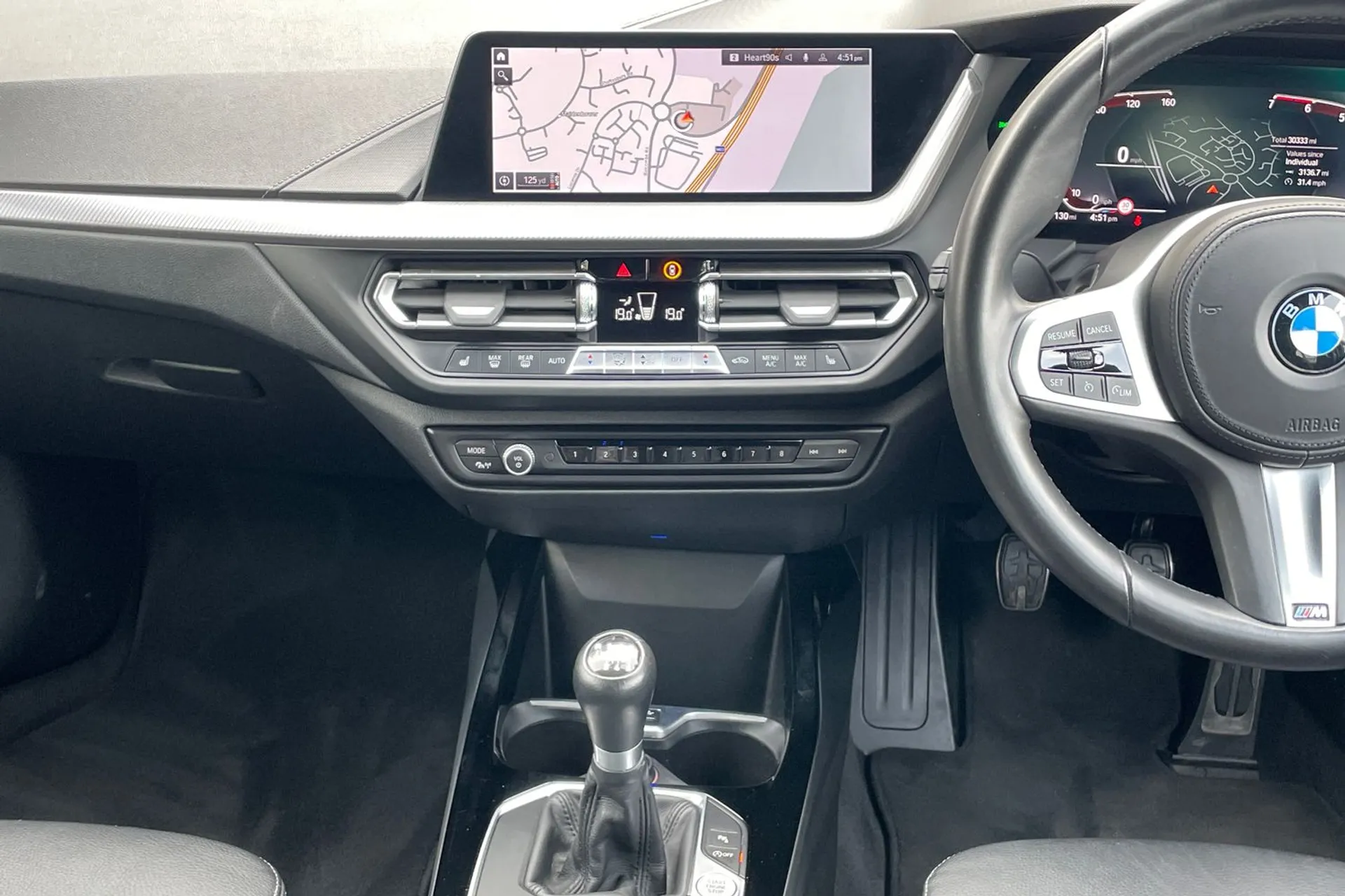 BMW 1 SERIES thumbnail image number 35