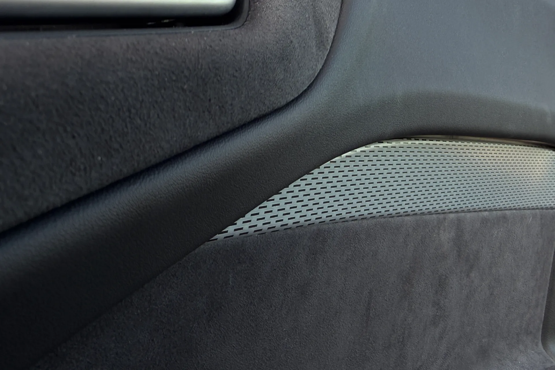 Audi A5 thumbnail image number 28