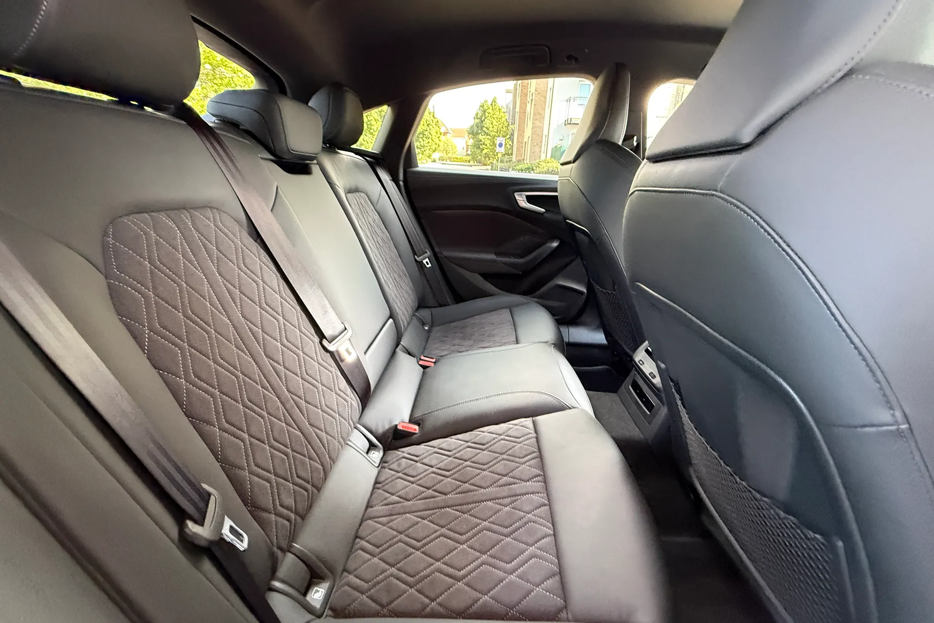 Audi A5 thumbnail image number 34