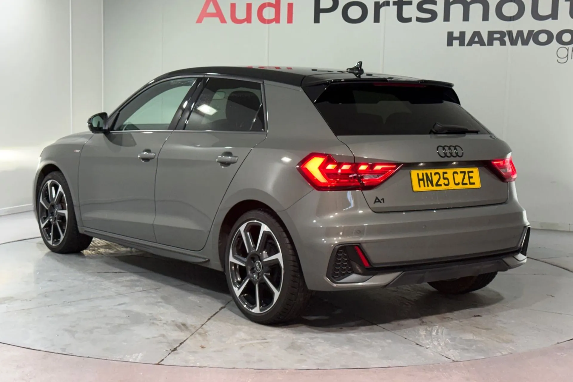 Audi A1 thumbnail image number 8