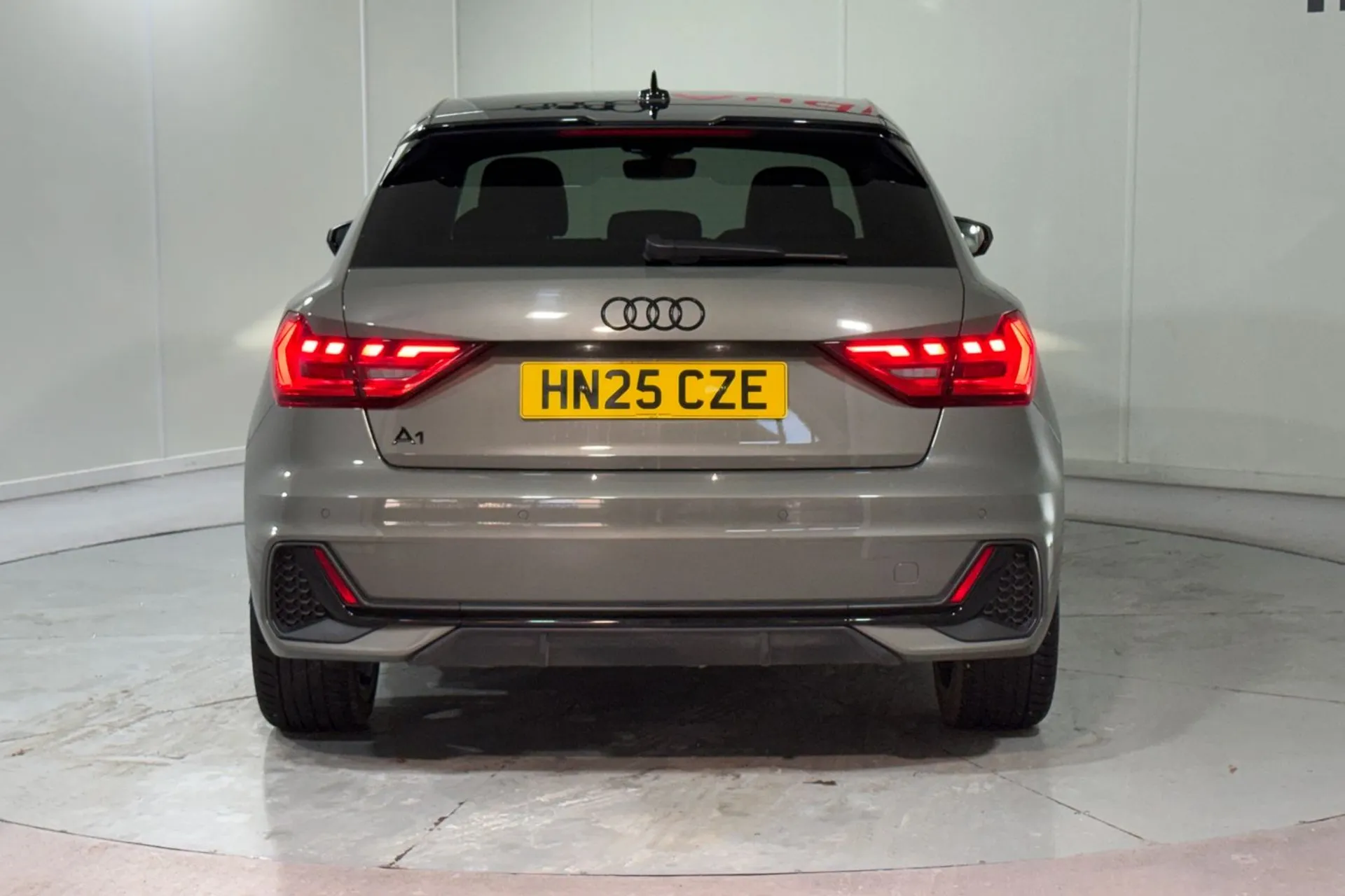 Audi A1 thumbnail image number 7