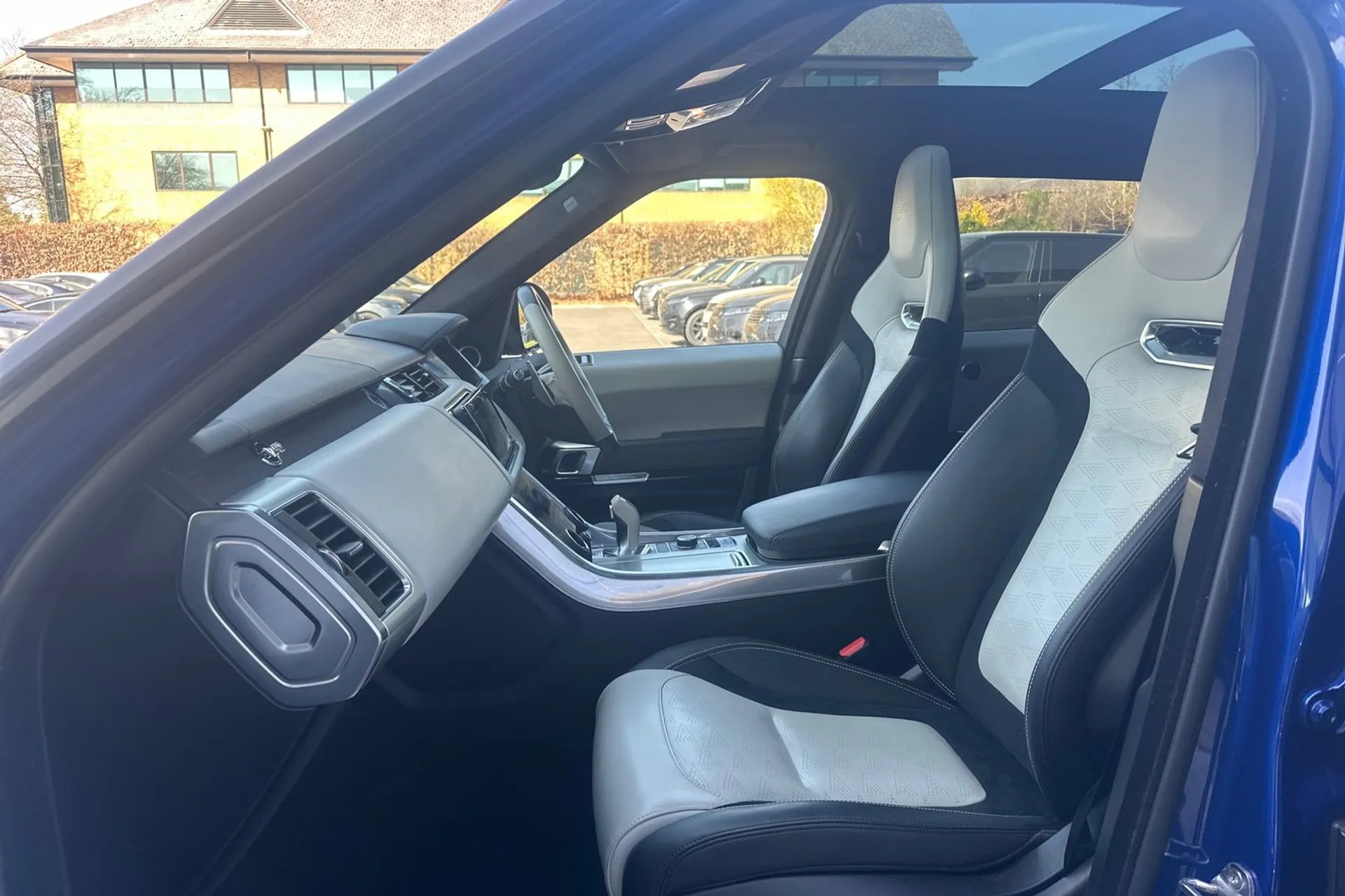 LAND ROVER RANGE ROVER SPORT thumbnail image number 46
