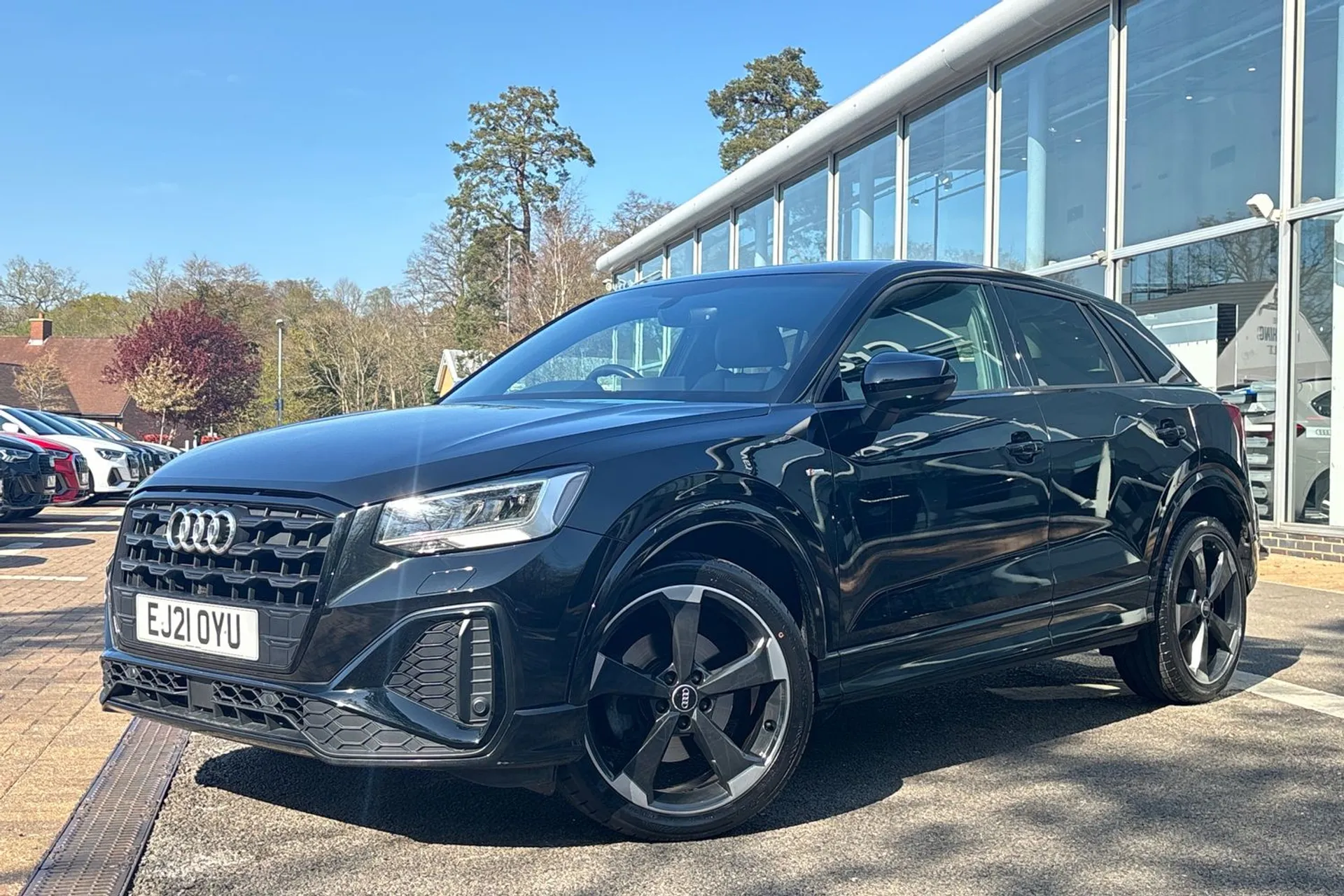 Audi Q2 thumbnail image number 10