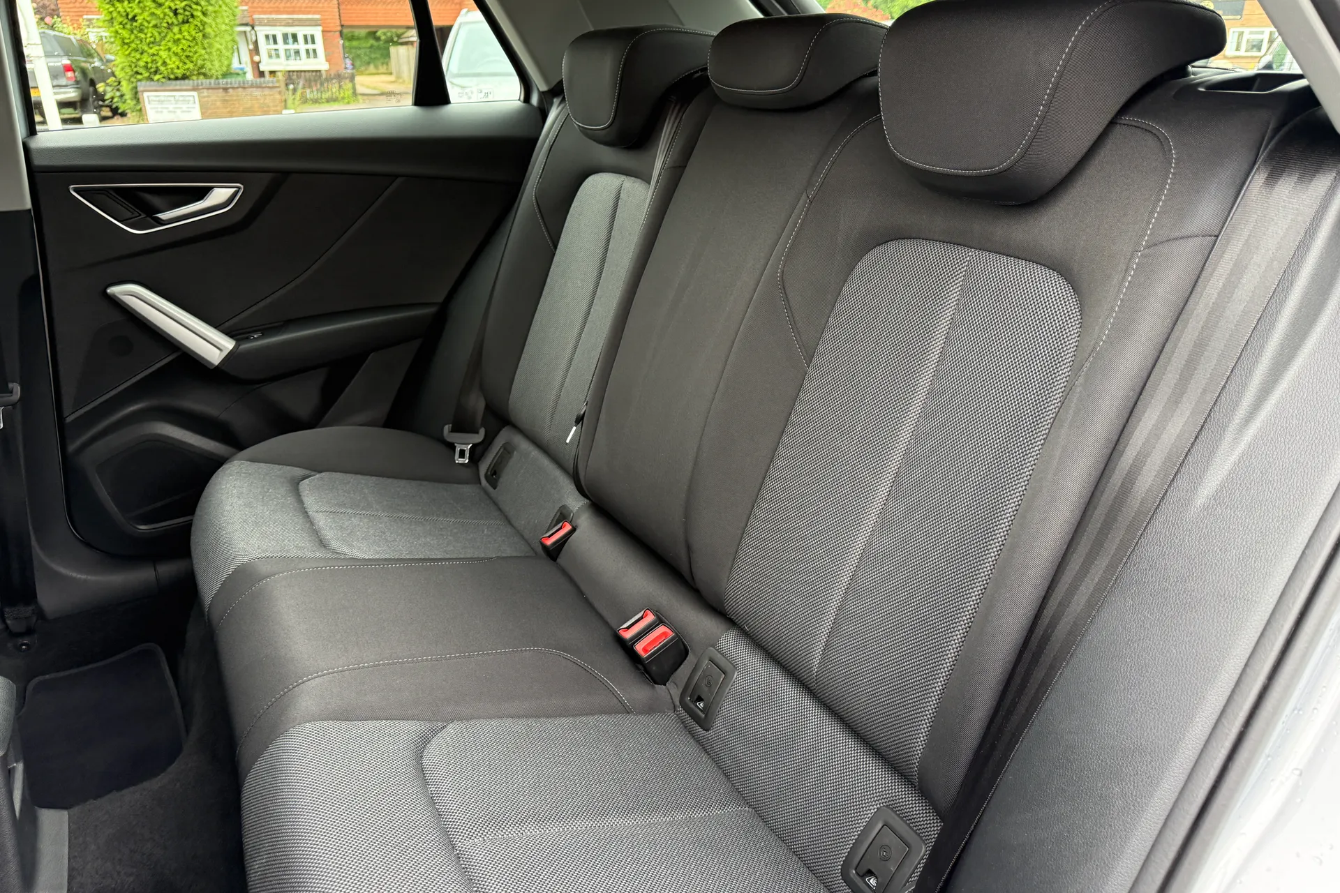 Audi Q2 thumbnail image number 40