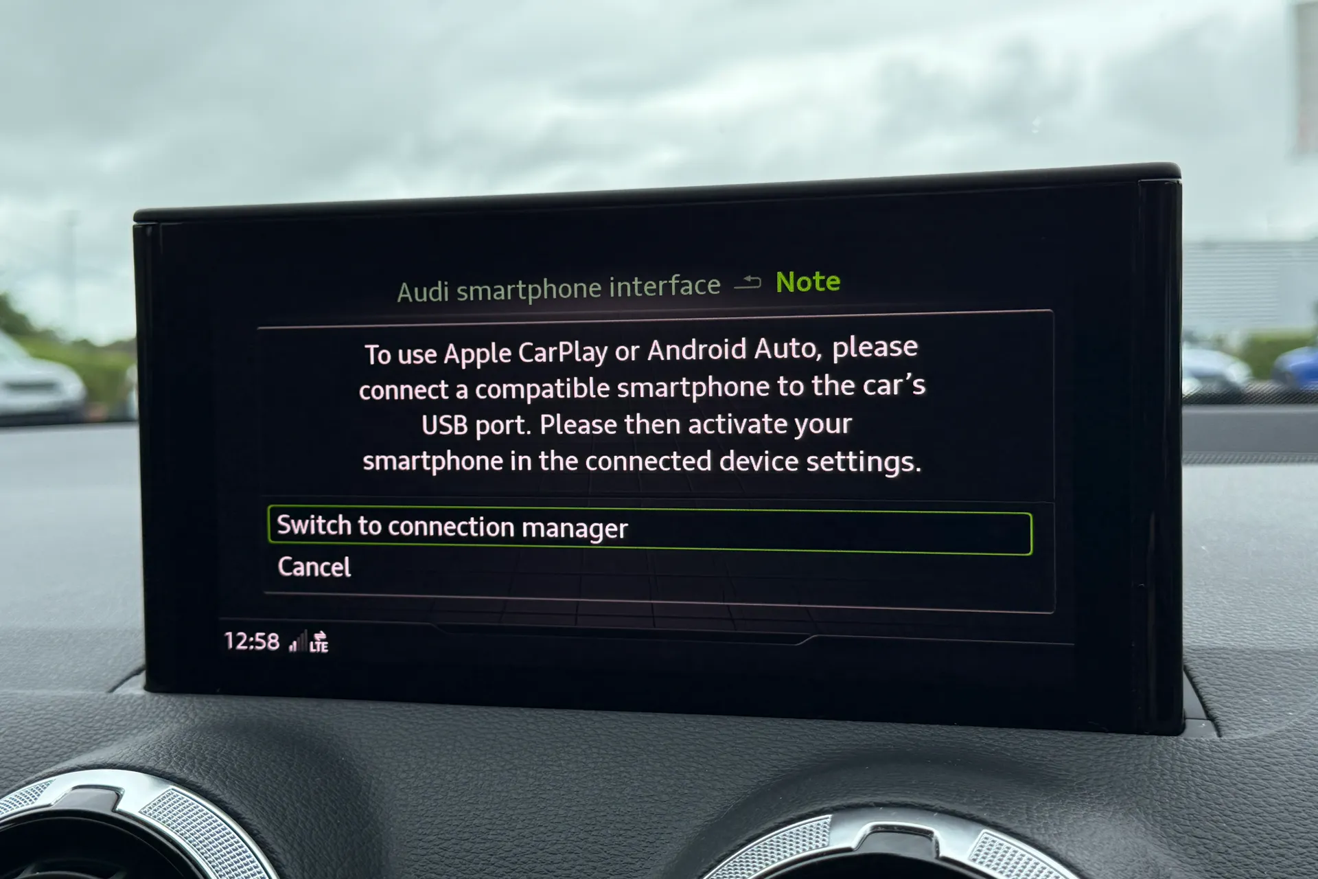 Audi Q2 thumbnail image number 12