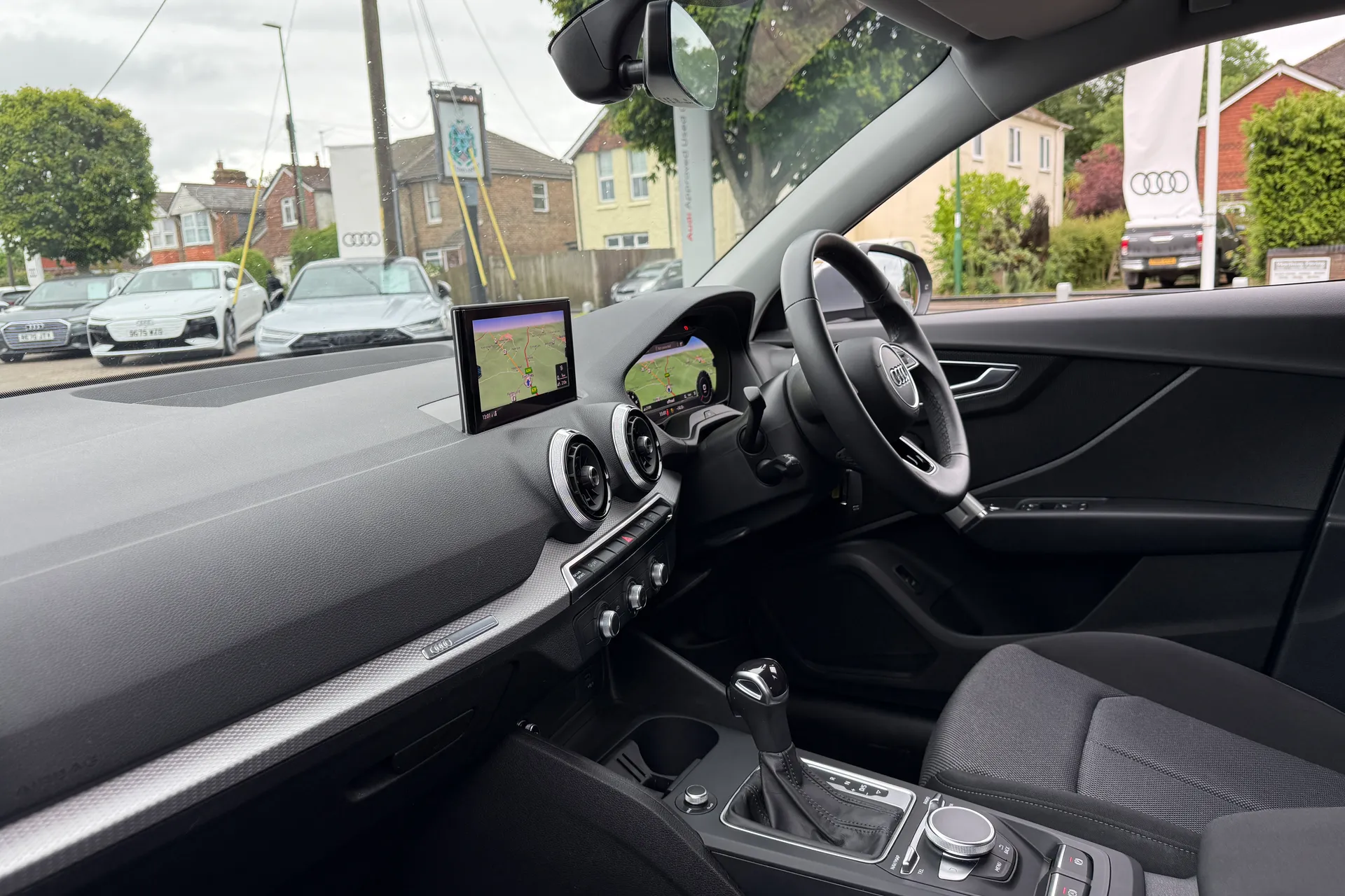 Audi Q2 thumbnail image number 26