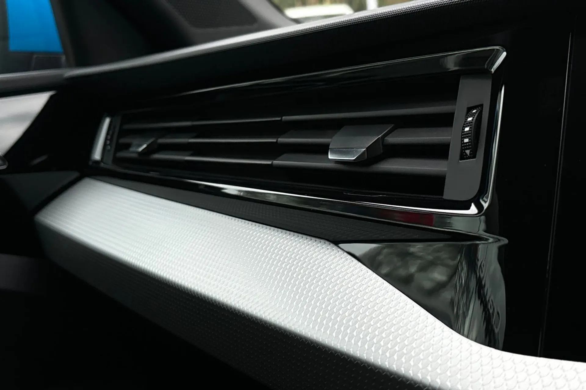 Audi A1 thumbnail image number 45