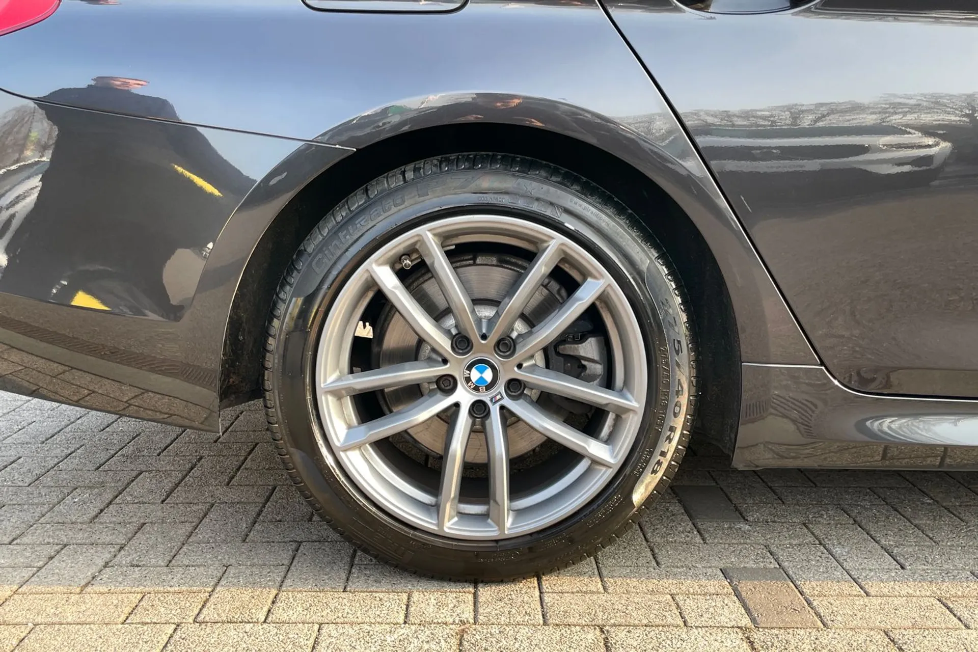 BMW 5 SERIES thumbnail image number 13