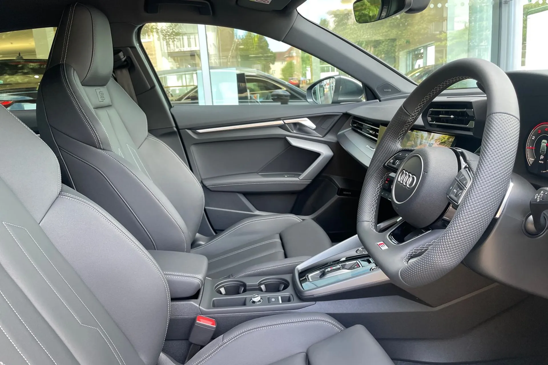 Audi A3 thumbnail image number 24