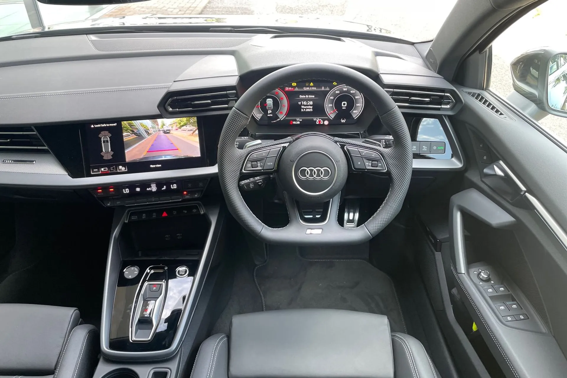 Audi A3 thumbnail image number 33