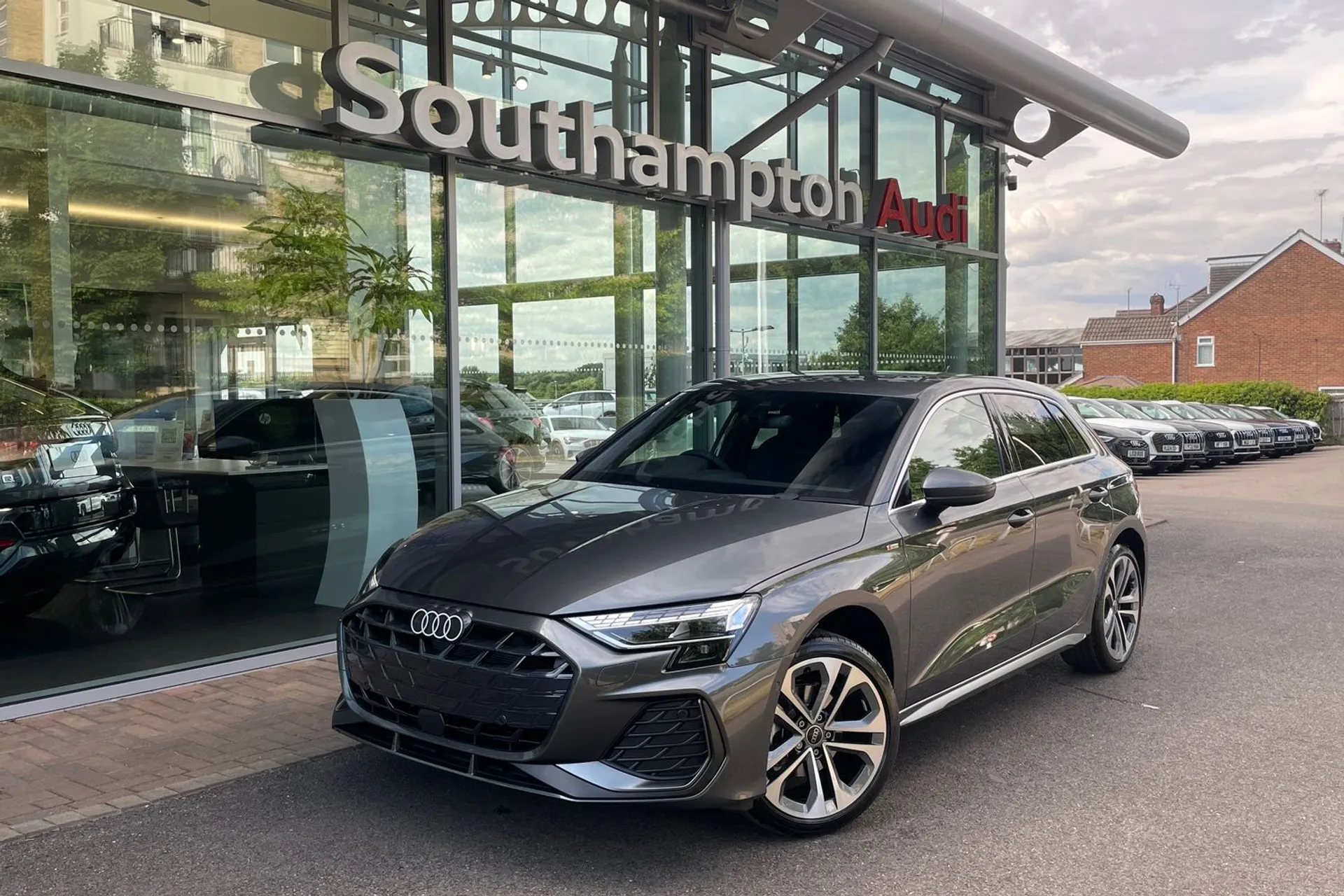 Audi A3 thumbnail image number 9