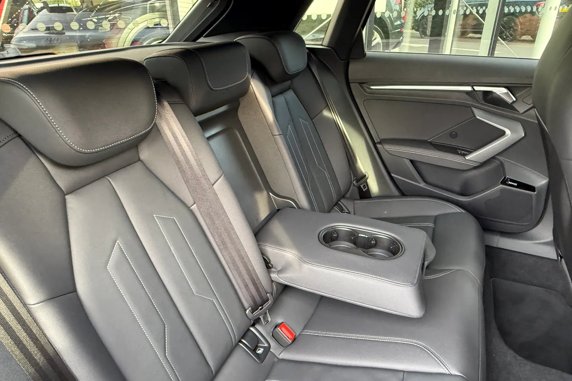 Audi A3 thumbnail image number 30