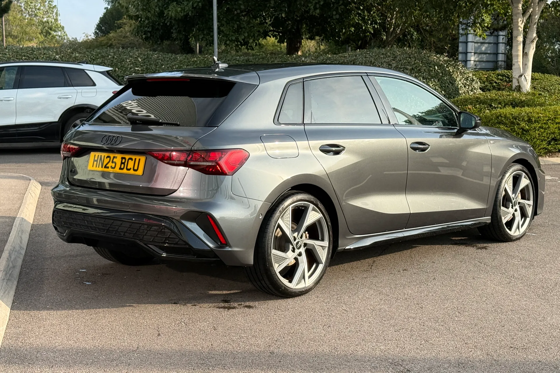 Audi A3 thumbnail image number 10