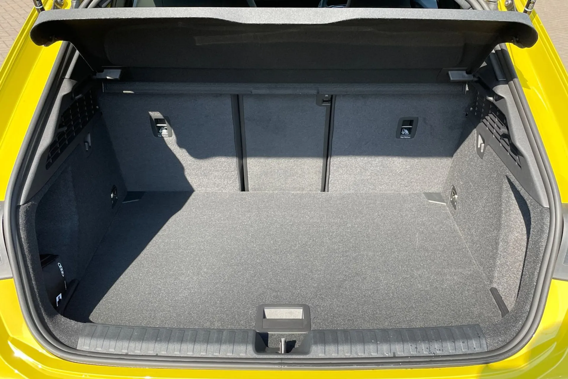 Audi A3 thumbnail image number 16