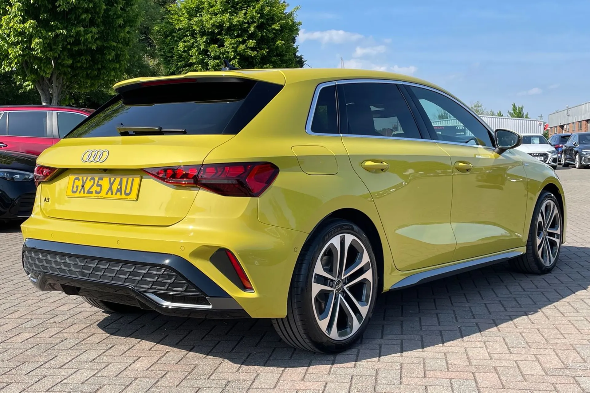 Audi A3 thumbnail image number 12
