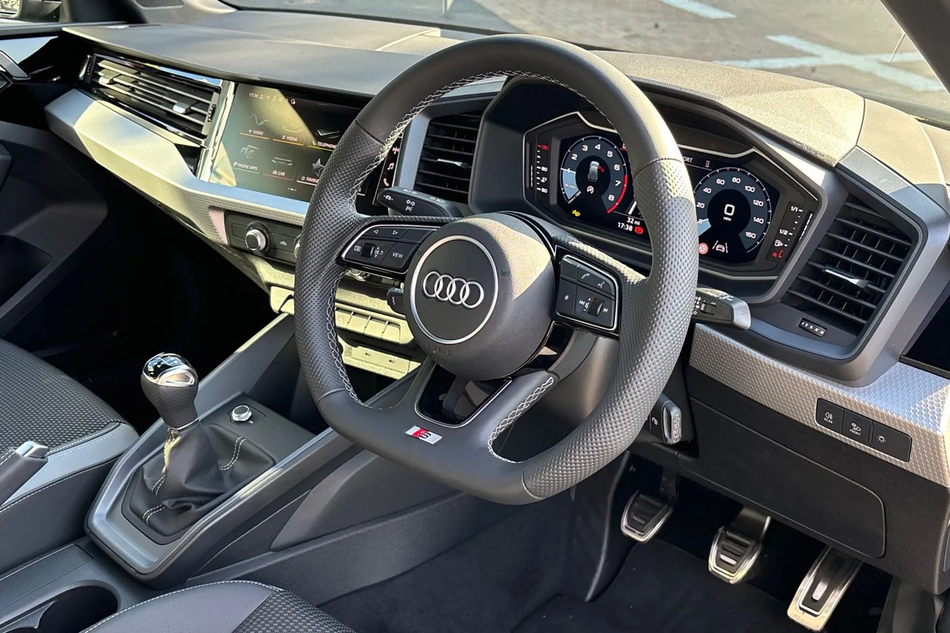 Audi A1 thumbnail image number 12