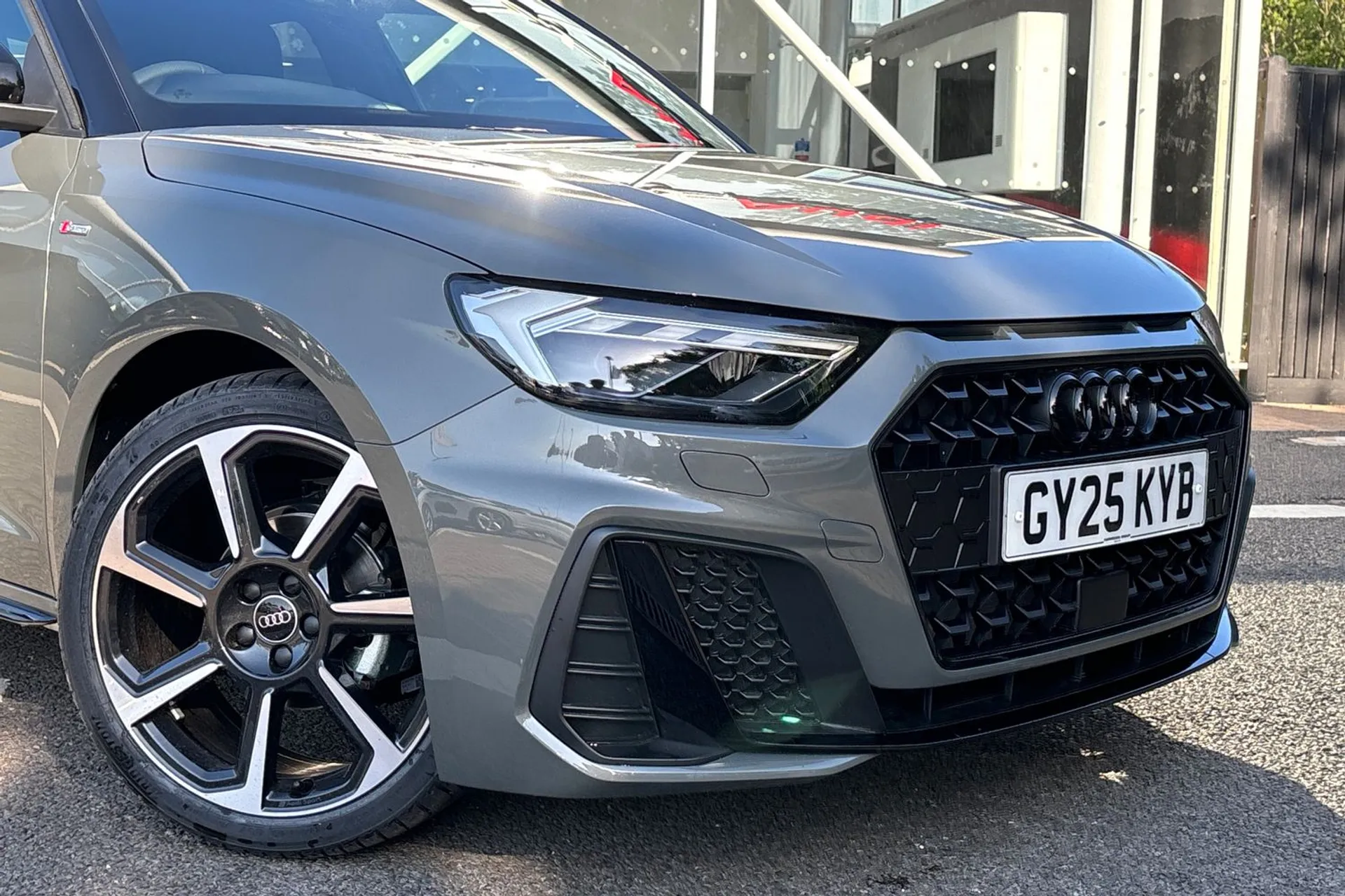 Audi A1 thumbnail image number 20