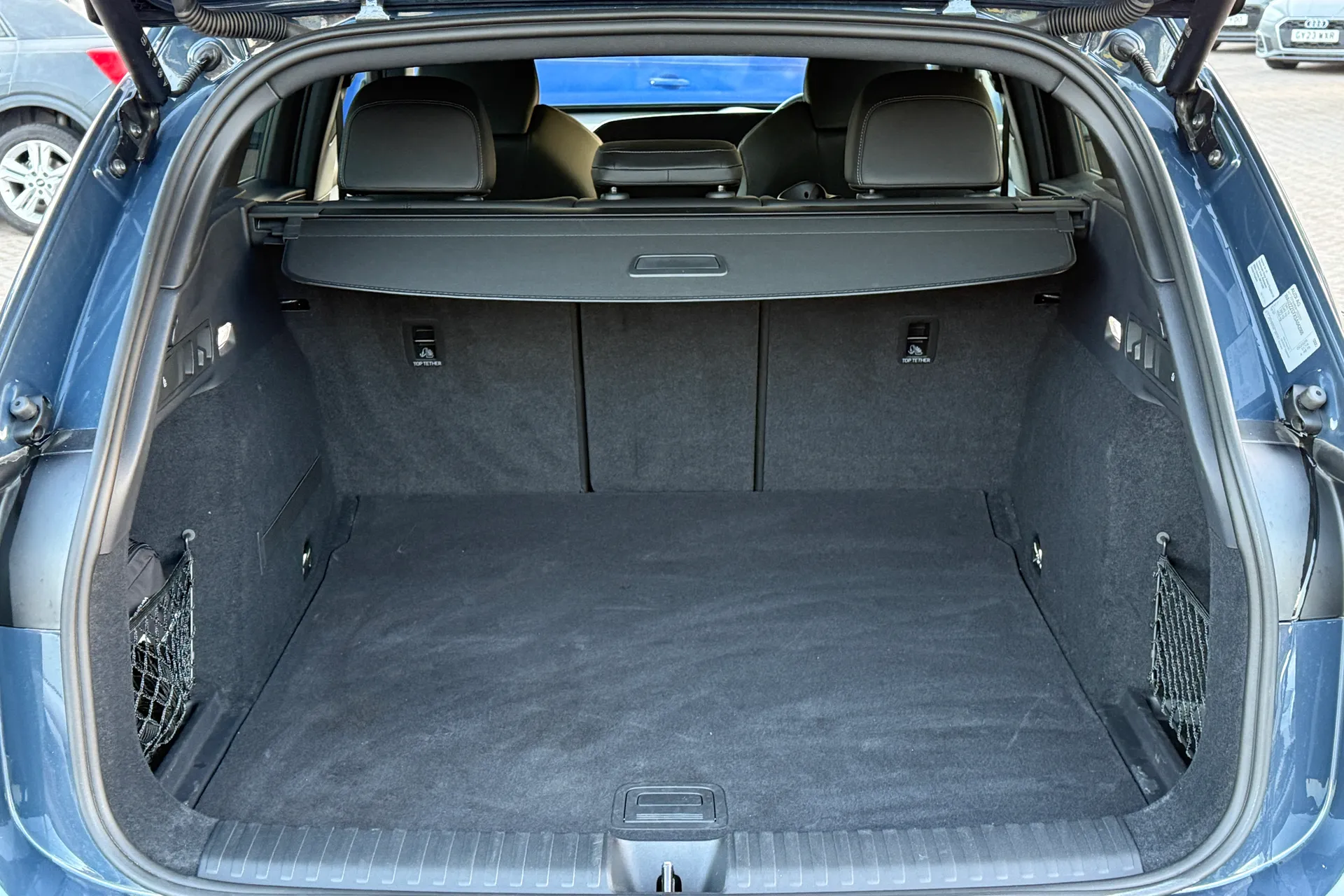 Audi Q6 thumbnail image number 30